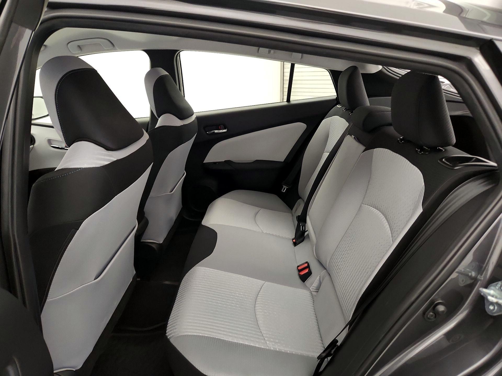 Thumbnail: 2016 Toyota Prius - 19