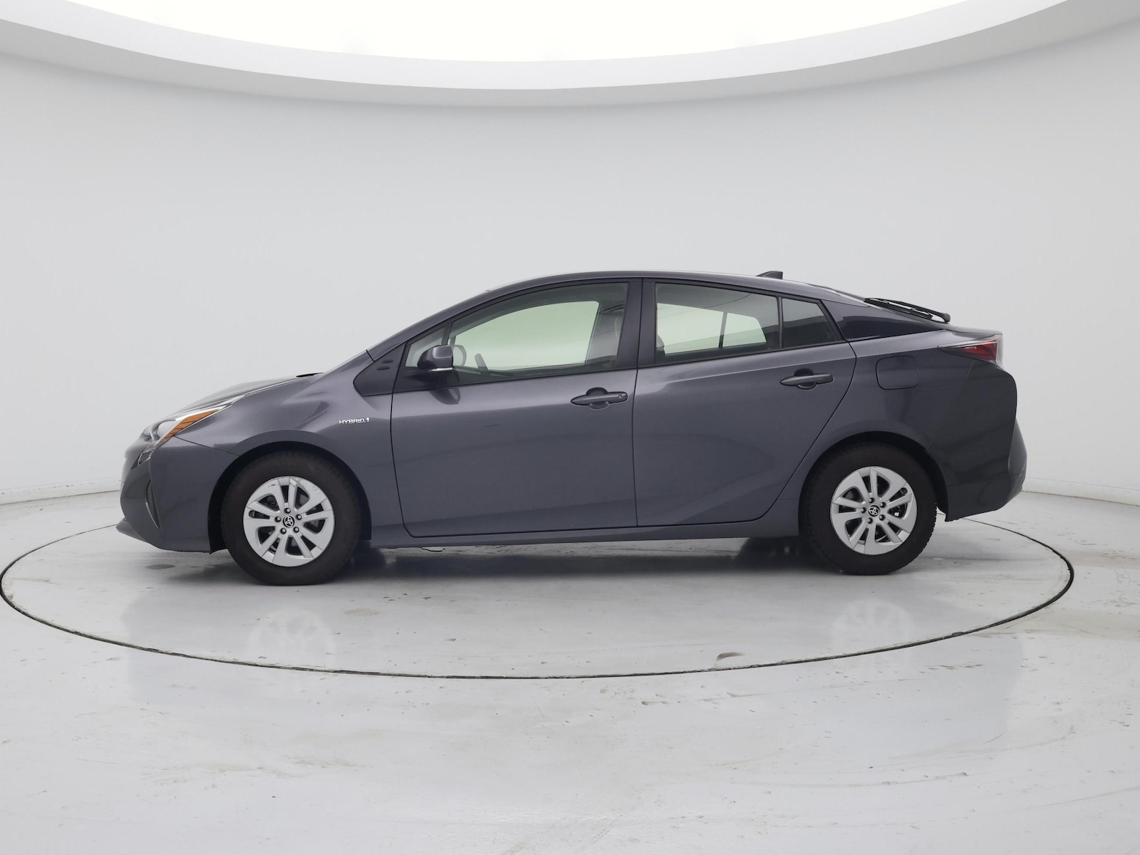 2016 Toyota Prius Two - Photo 4