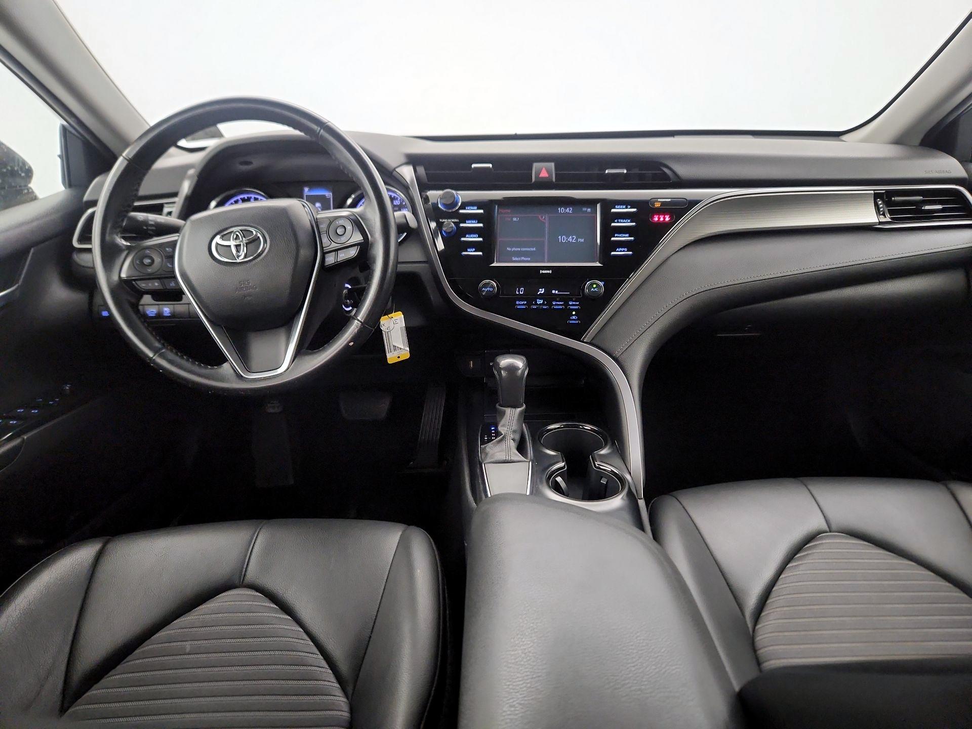 Thumbnail: 2020 Toyota Camry - 9