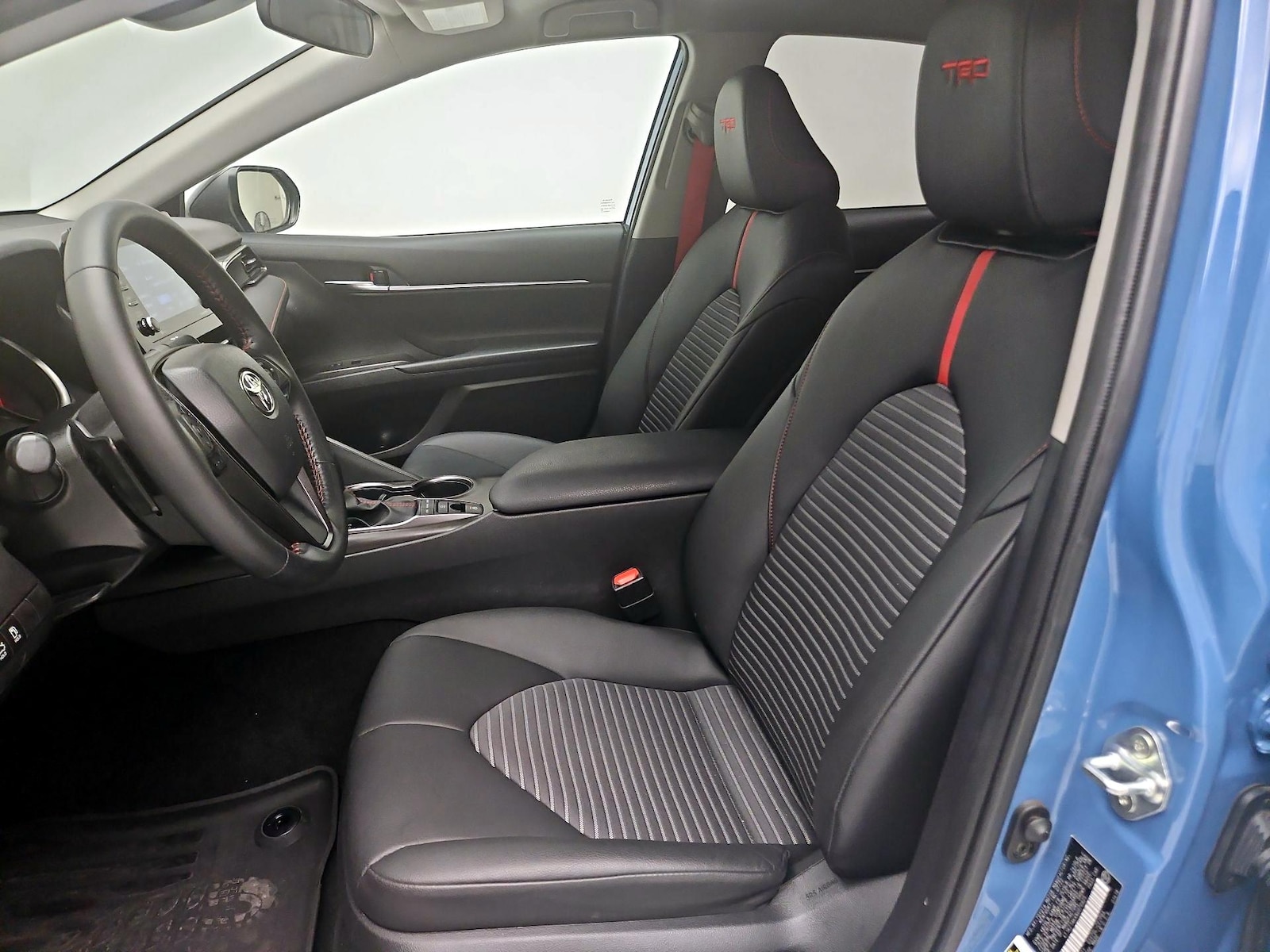 Power Seat(s) & Side Airbags