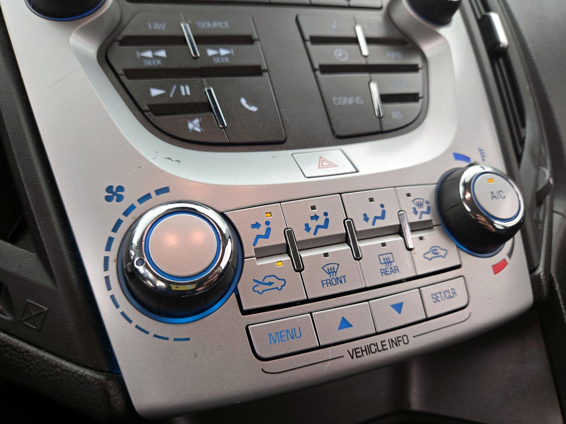 Thumbnail: 2017 Chevrolet Equinox - 14