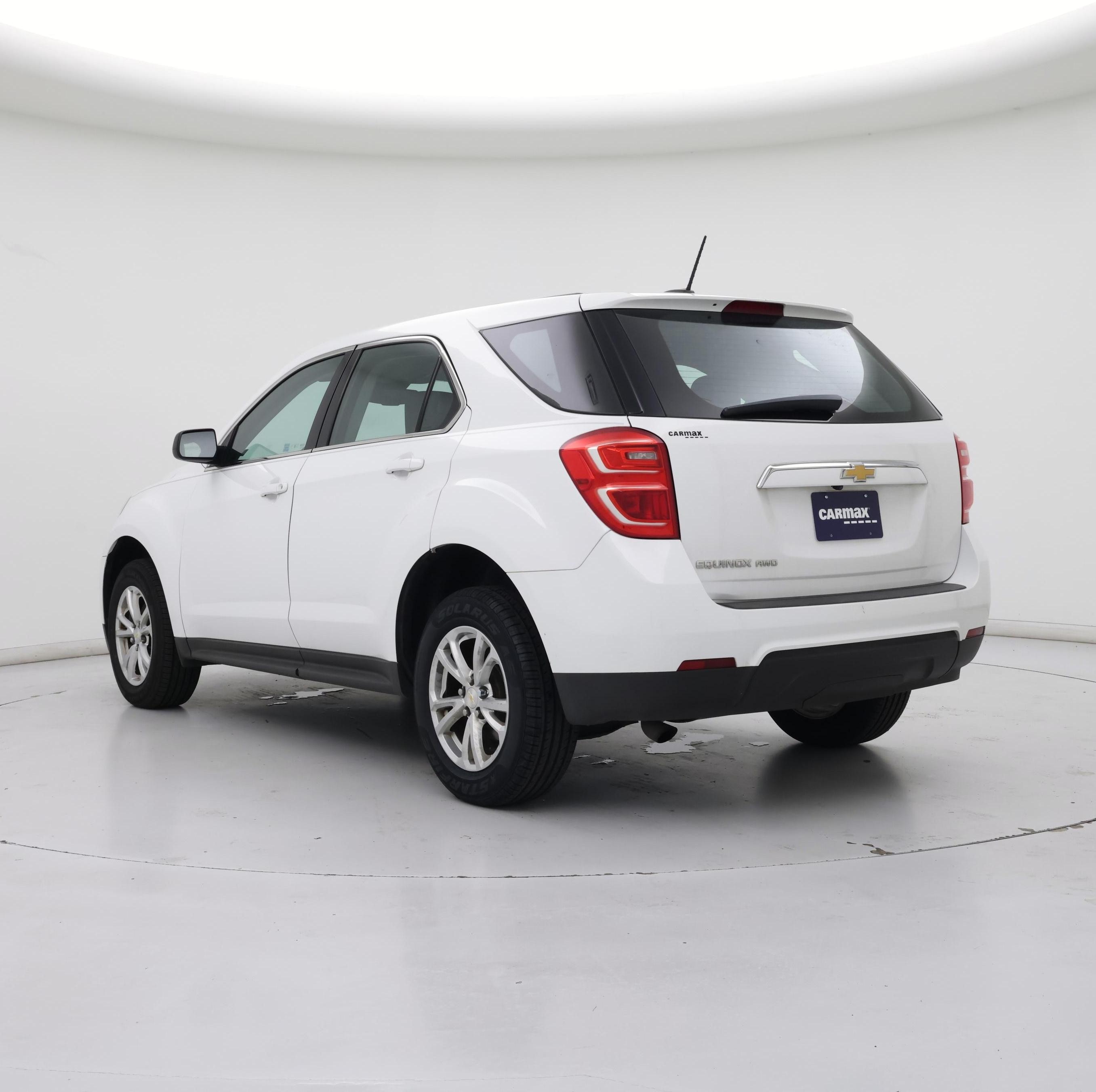 Thumbnail: 2017 Chevrolet Equinox - 2
