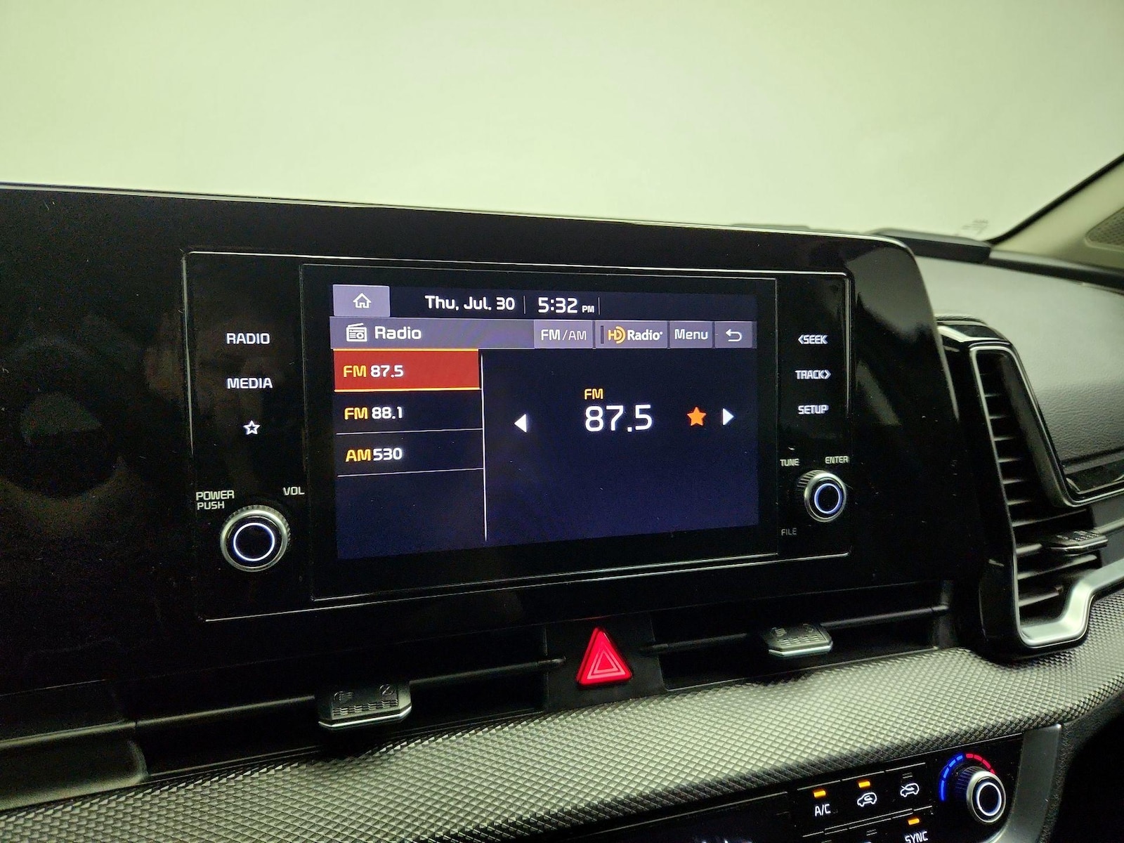 2023 Kia Sportage LX Hybrid - Photo 16