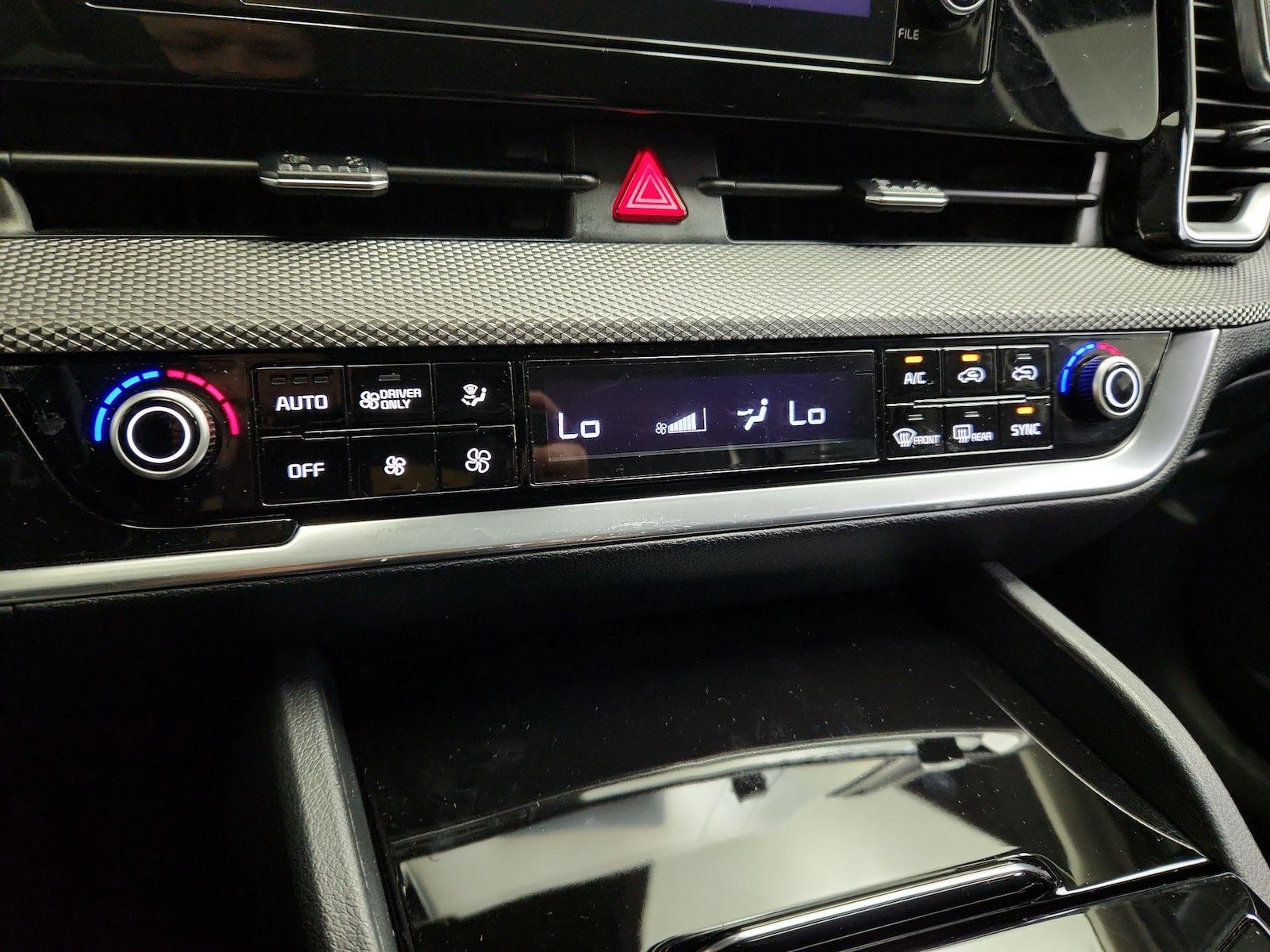2023 Kia Sportage LX Hybrid - Photo 17