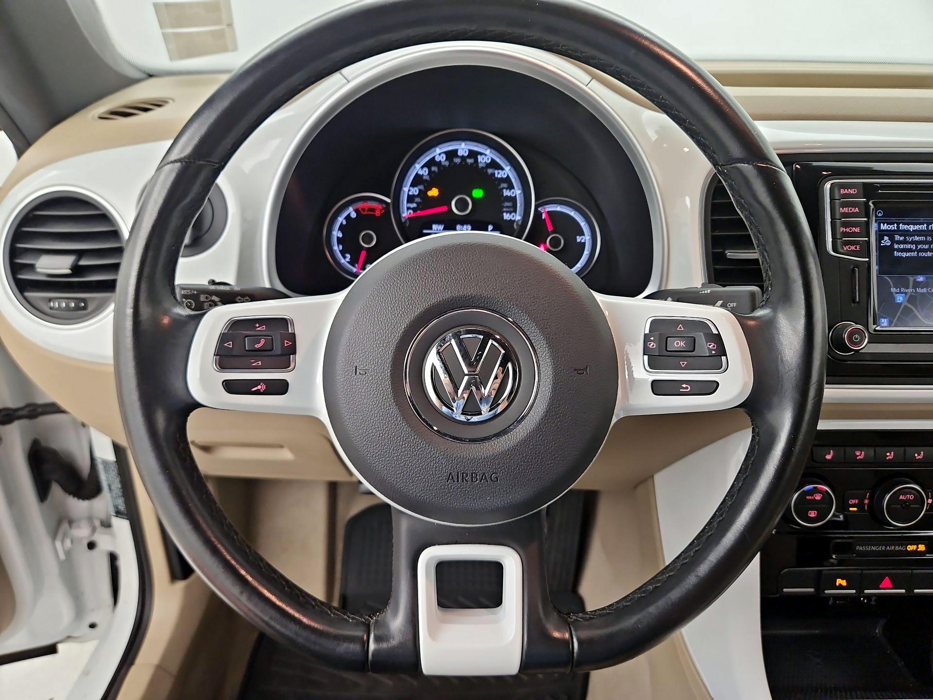 Thumbnail: 2017 Volkswagen Beetle - 10