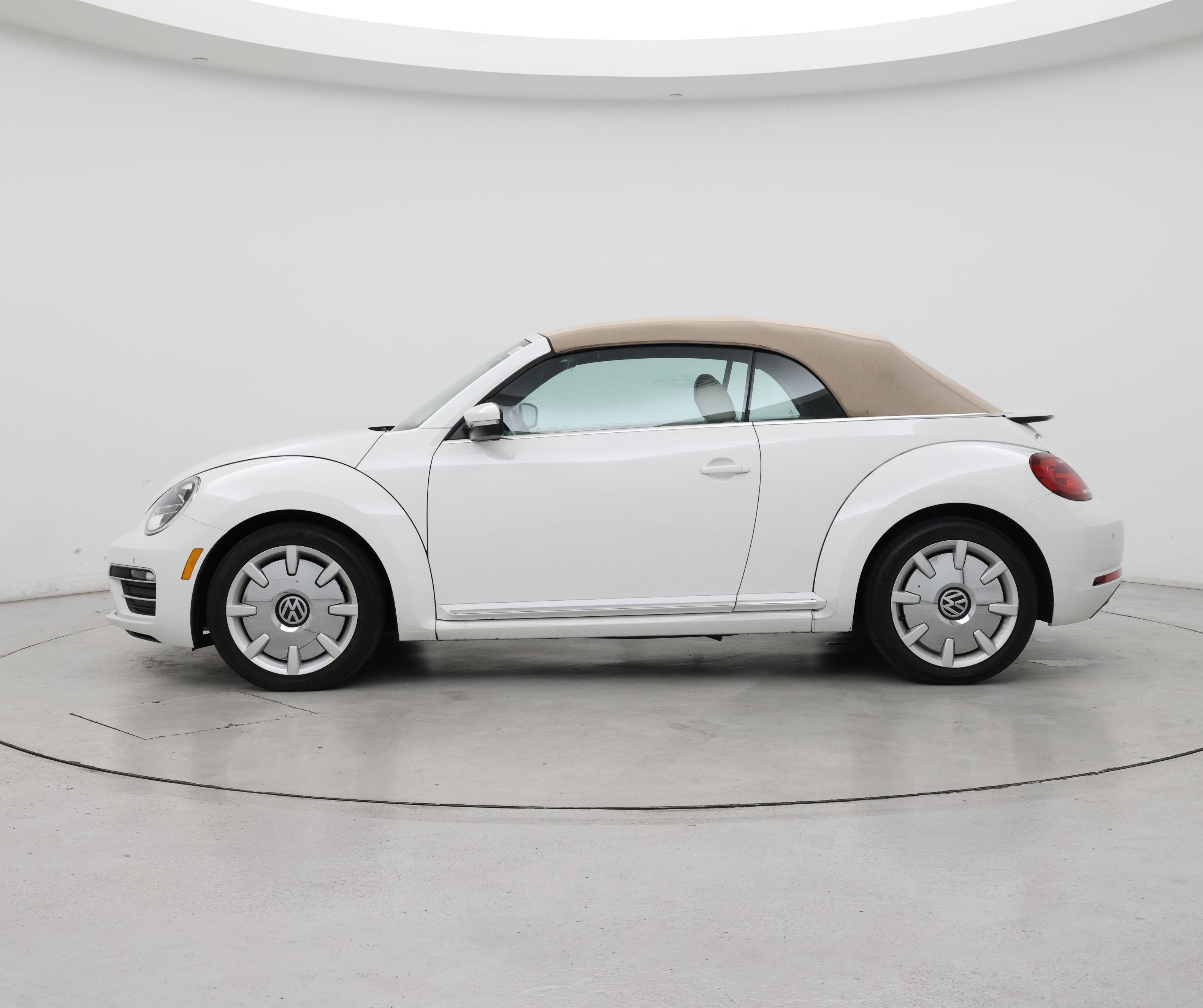 Thumbnail: 2017 Volkswagen Beetle - 3