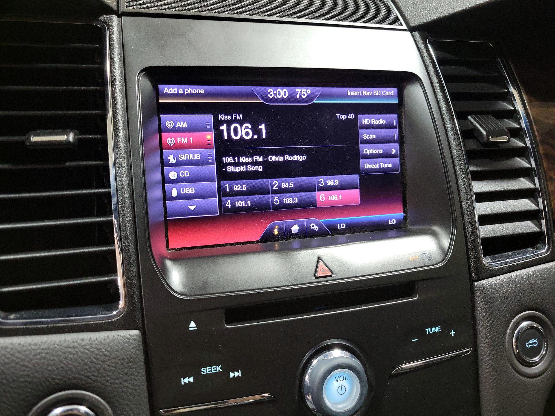 Thumbnail: 2014 Ford Taurus - 15