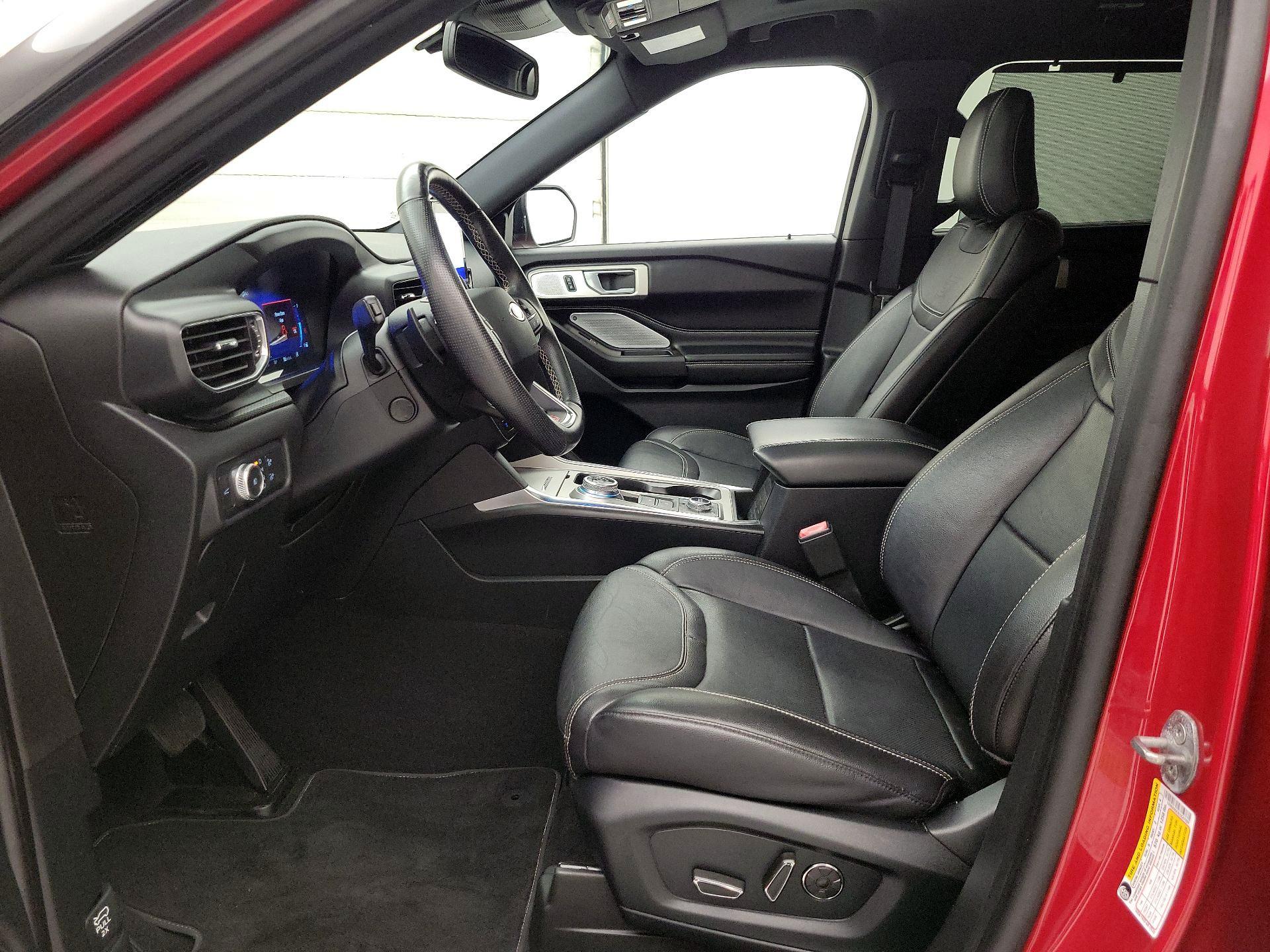Thumbnail: 2020 Ford Explorer - 11