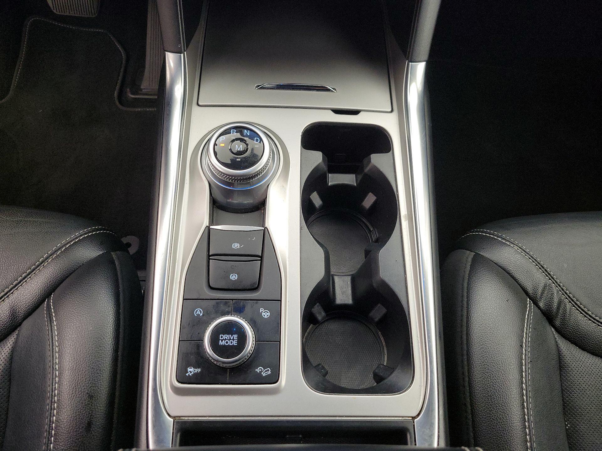 Thumbnail: 2020 Ford Explorer - 17