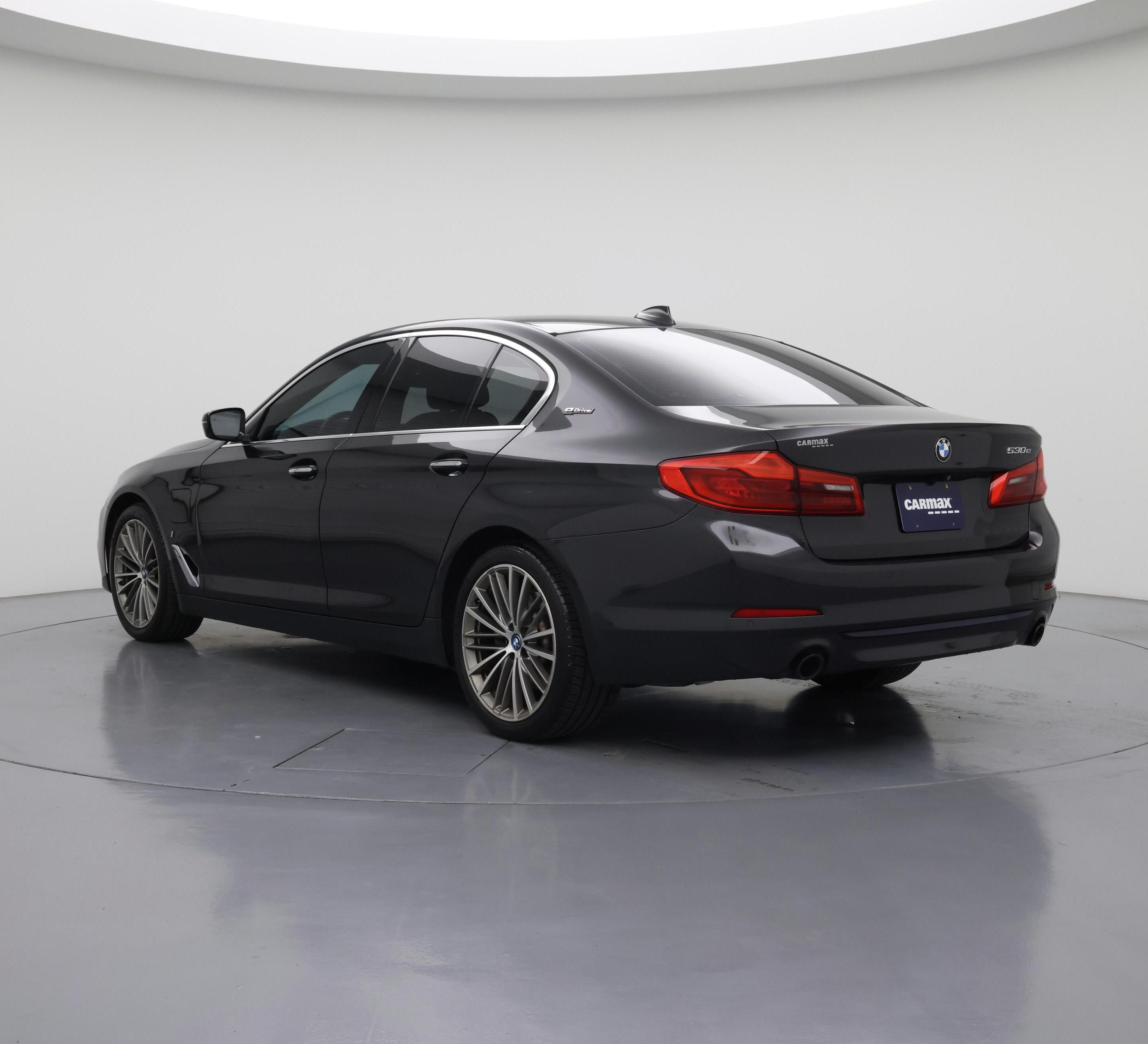 Thumbnail: 2018 BMW 5 Series - 2