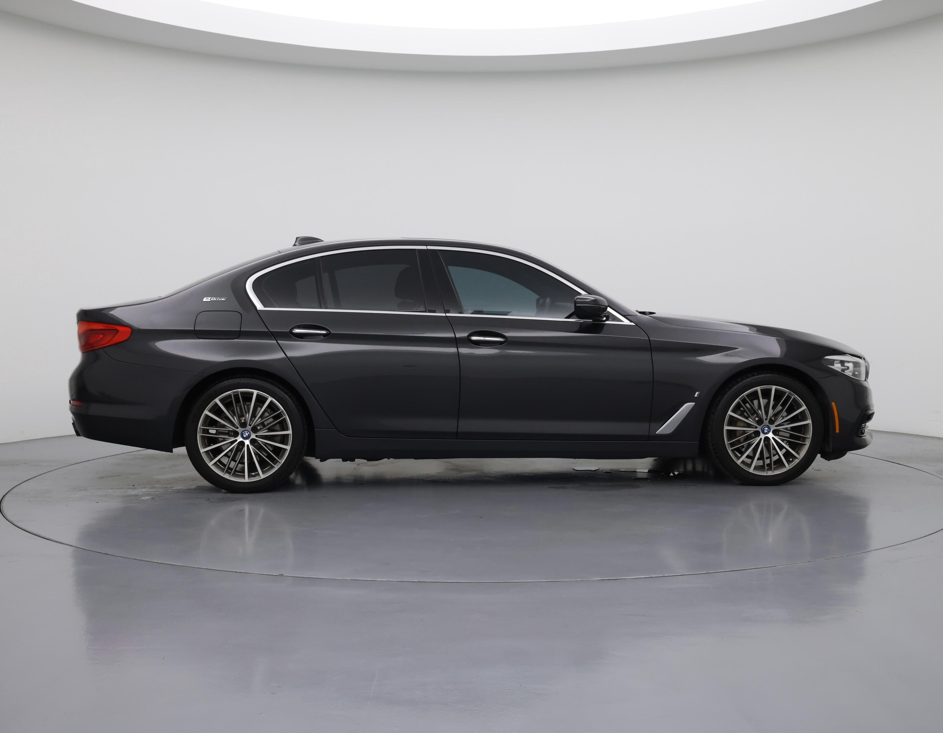 Thumbnail: 2018 BMW 5 Series - 7