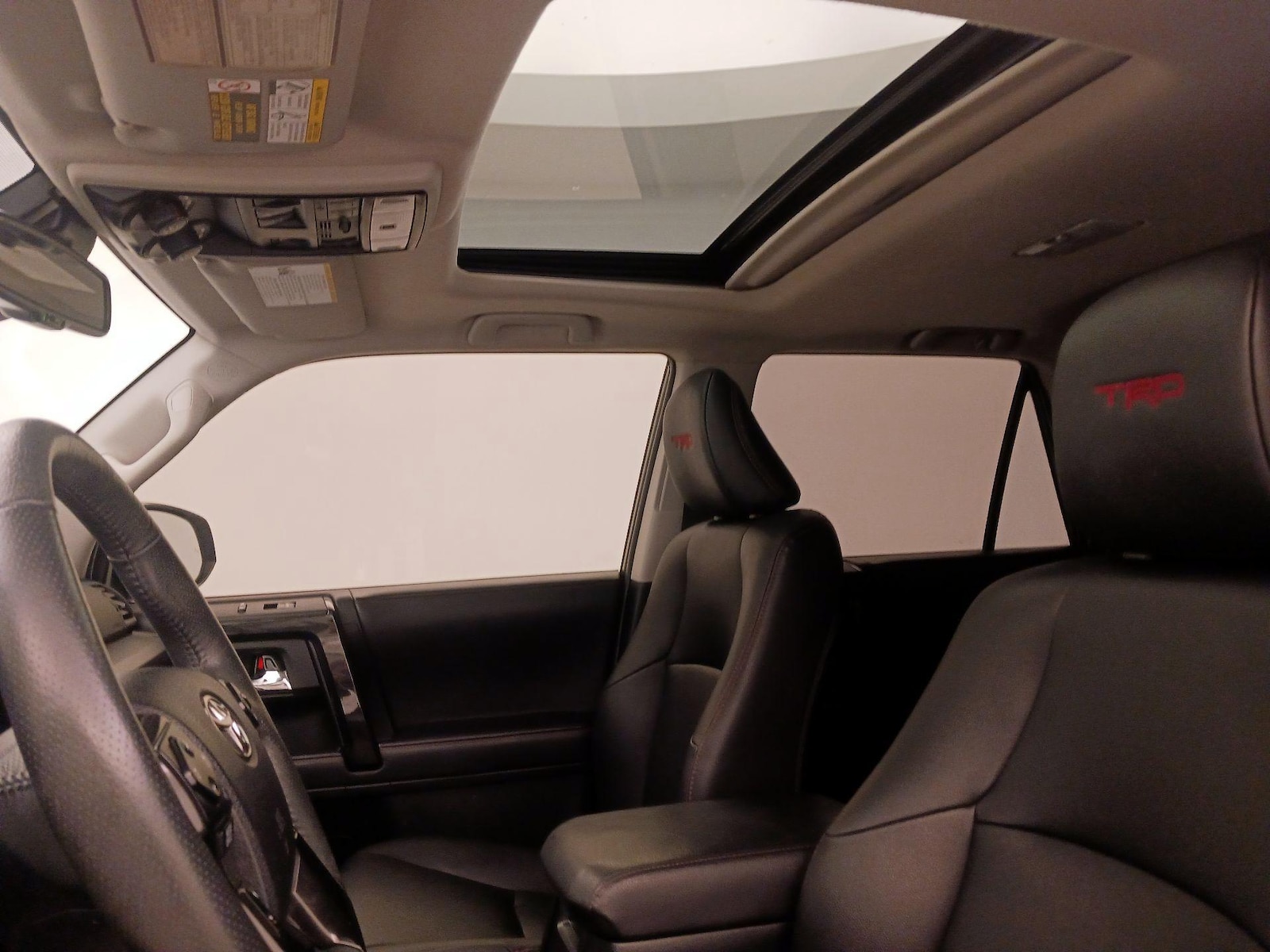 Sunroof(s) & Overhead Airbags