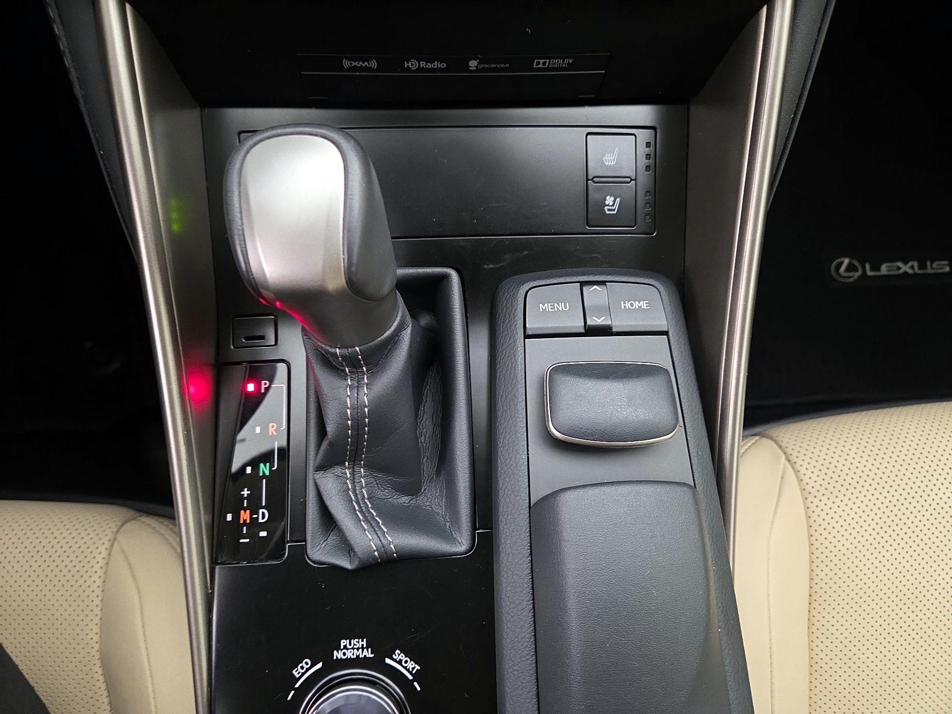 Thumbnail: 2014 Lexus IS - 18