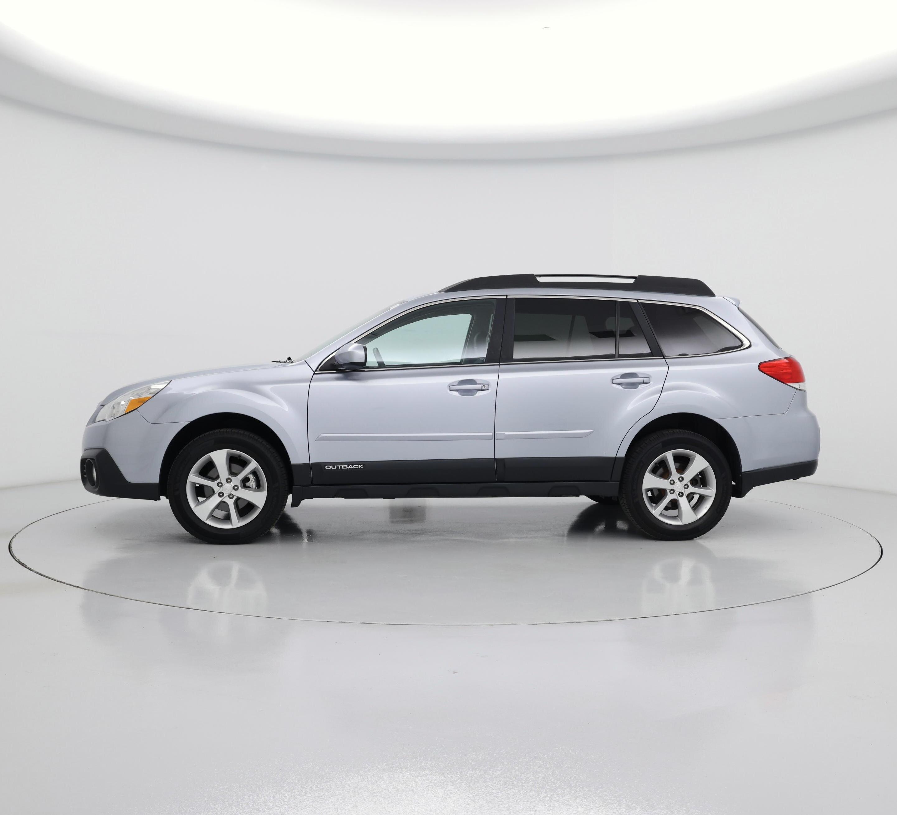 Thumbnail: 2014 Subaru Outback - 3