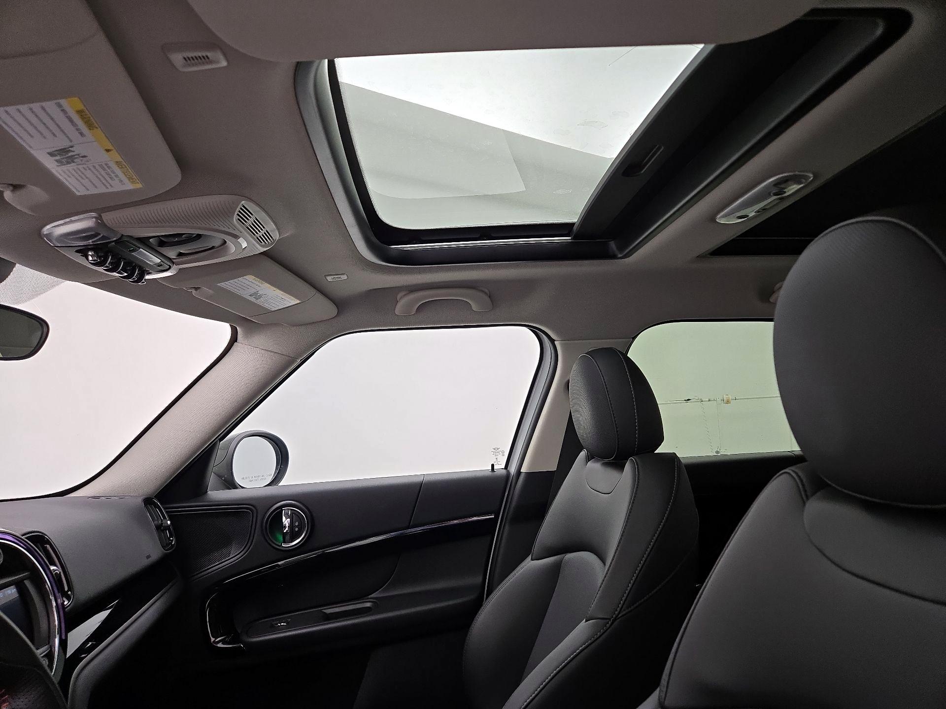 Thumbnail: 2019 MINI Cooper Countryman - 19