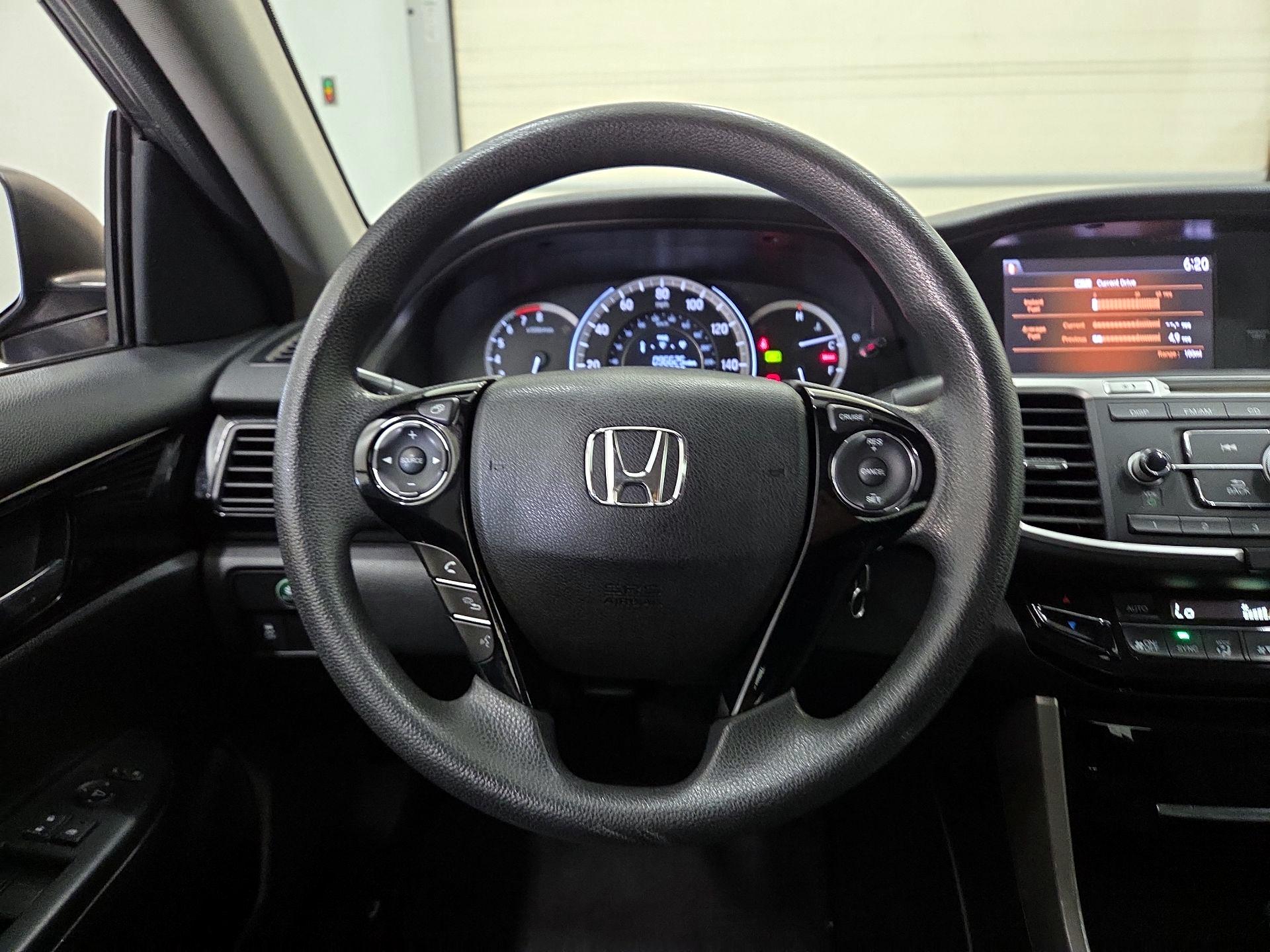 Thumbnail: 2017 Honda Accord - 10