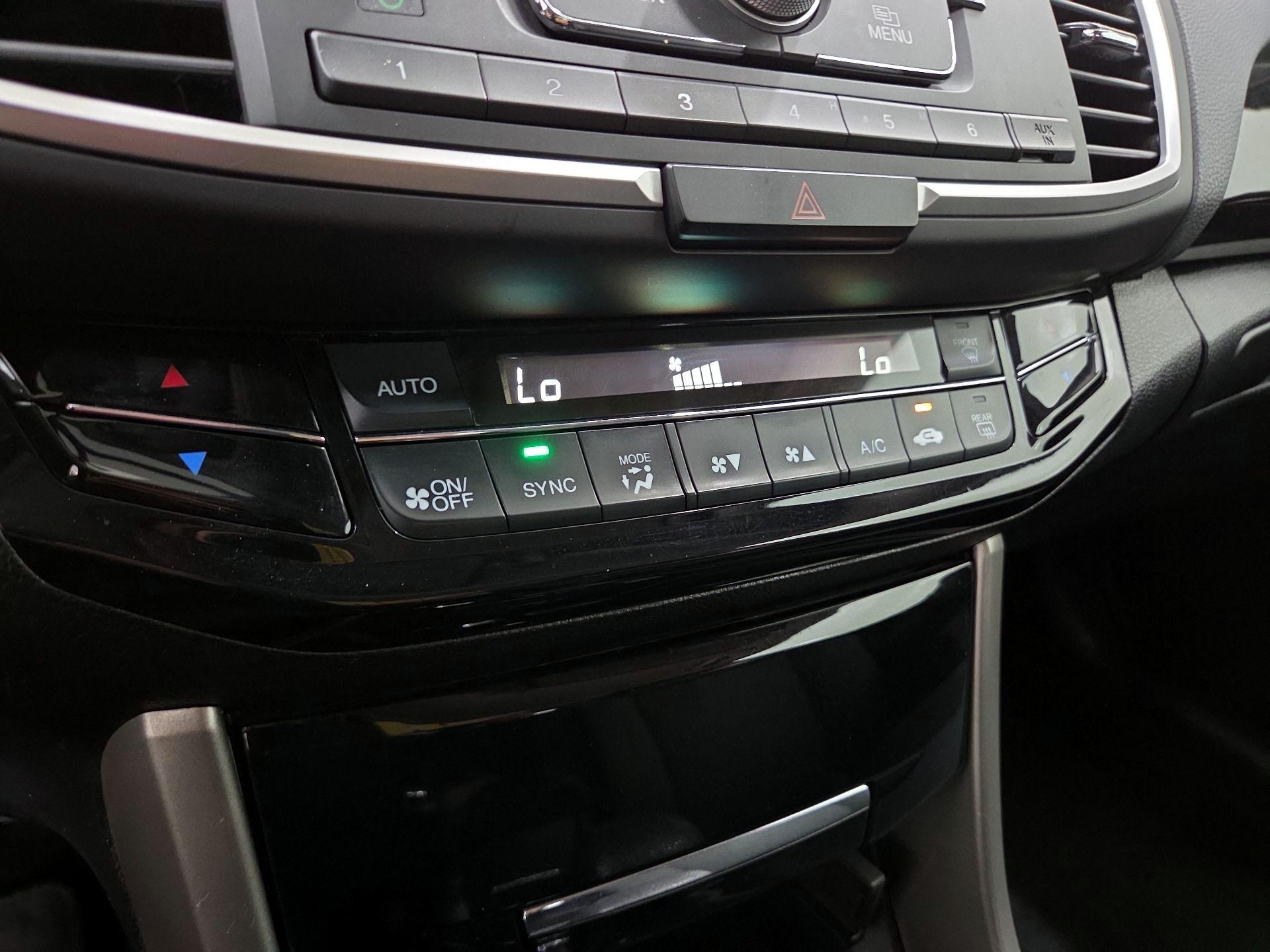 Thumbnail: 2017 Honda Accord - 16
