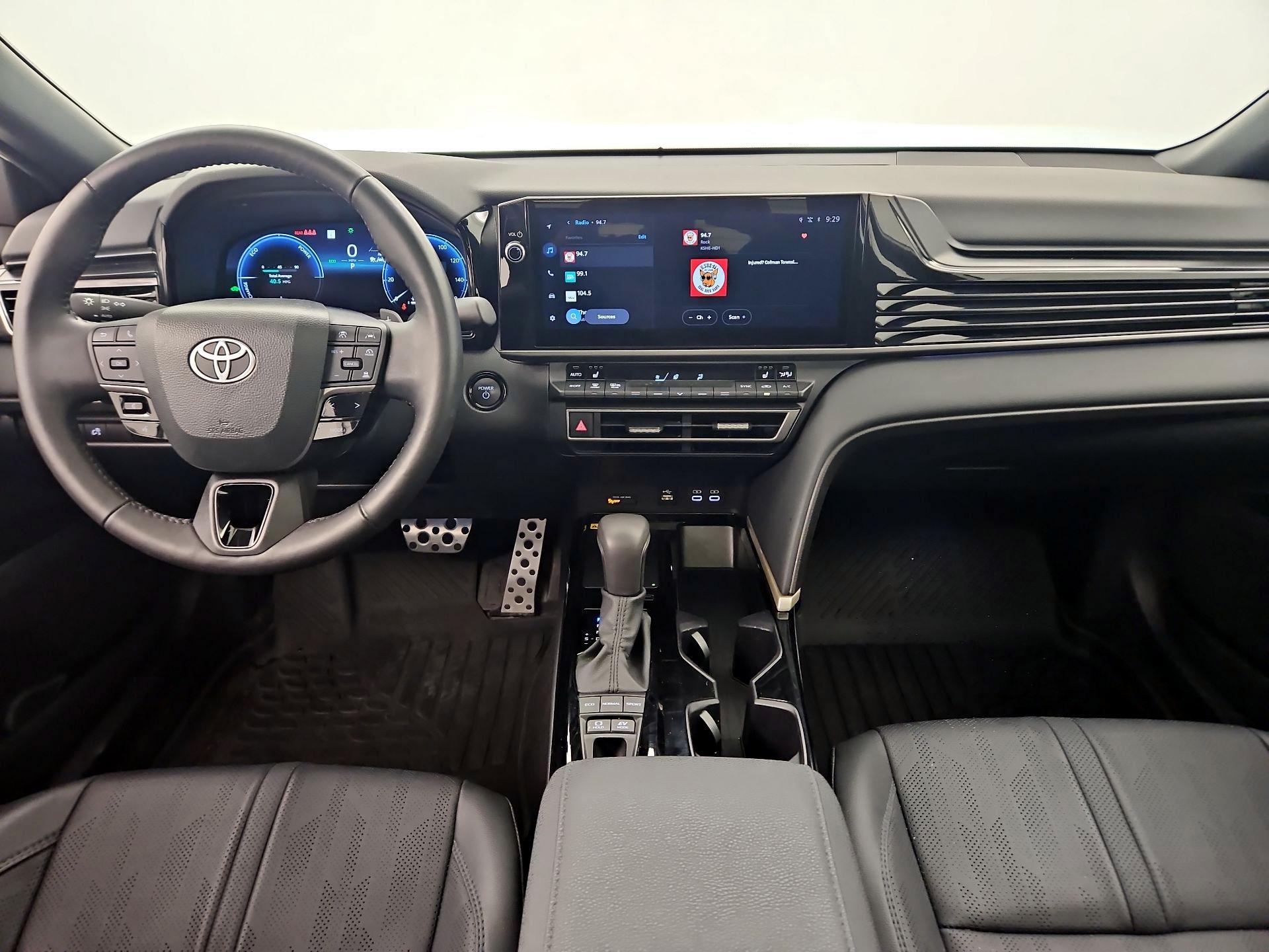 Thumbnail: 2025 Toyota Camry - 9