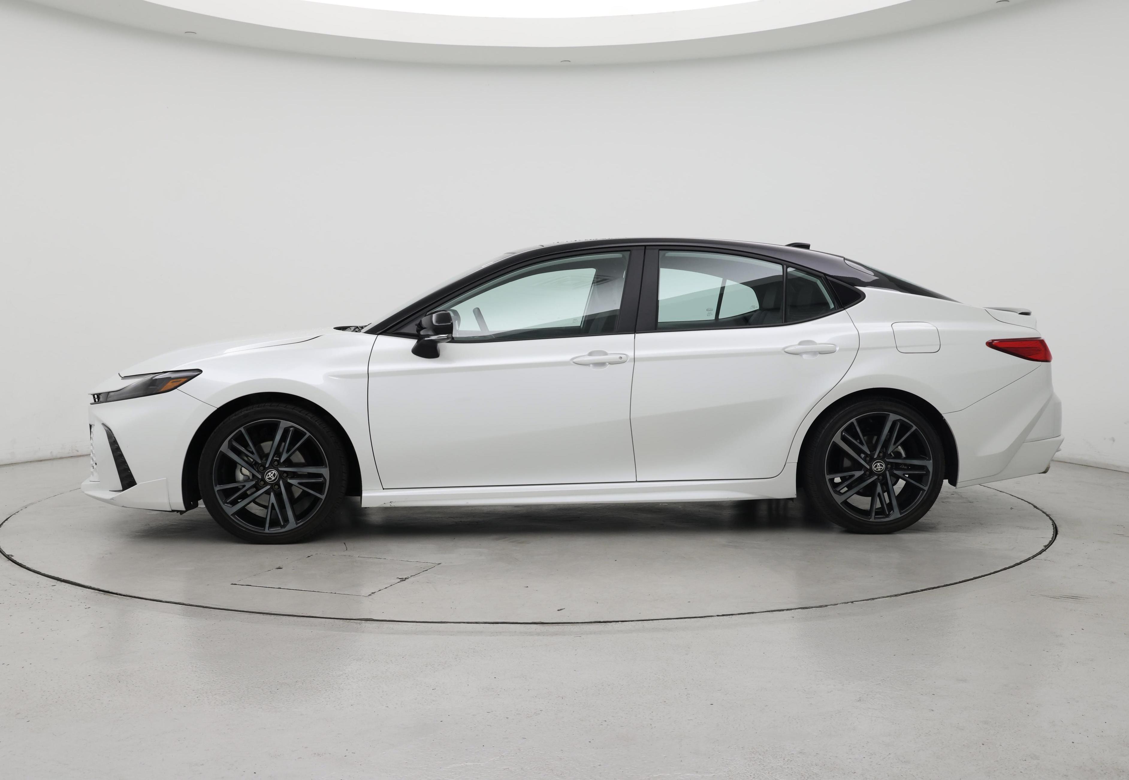 Thumbnail: 2025 Toyota Camry - 3