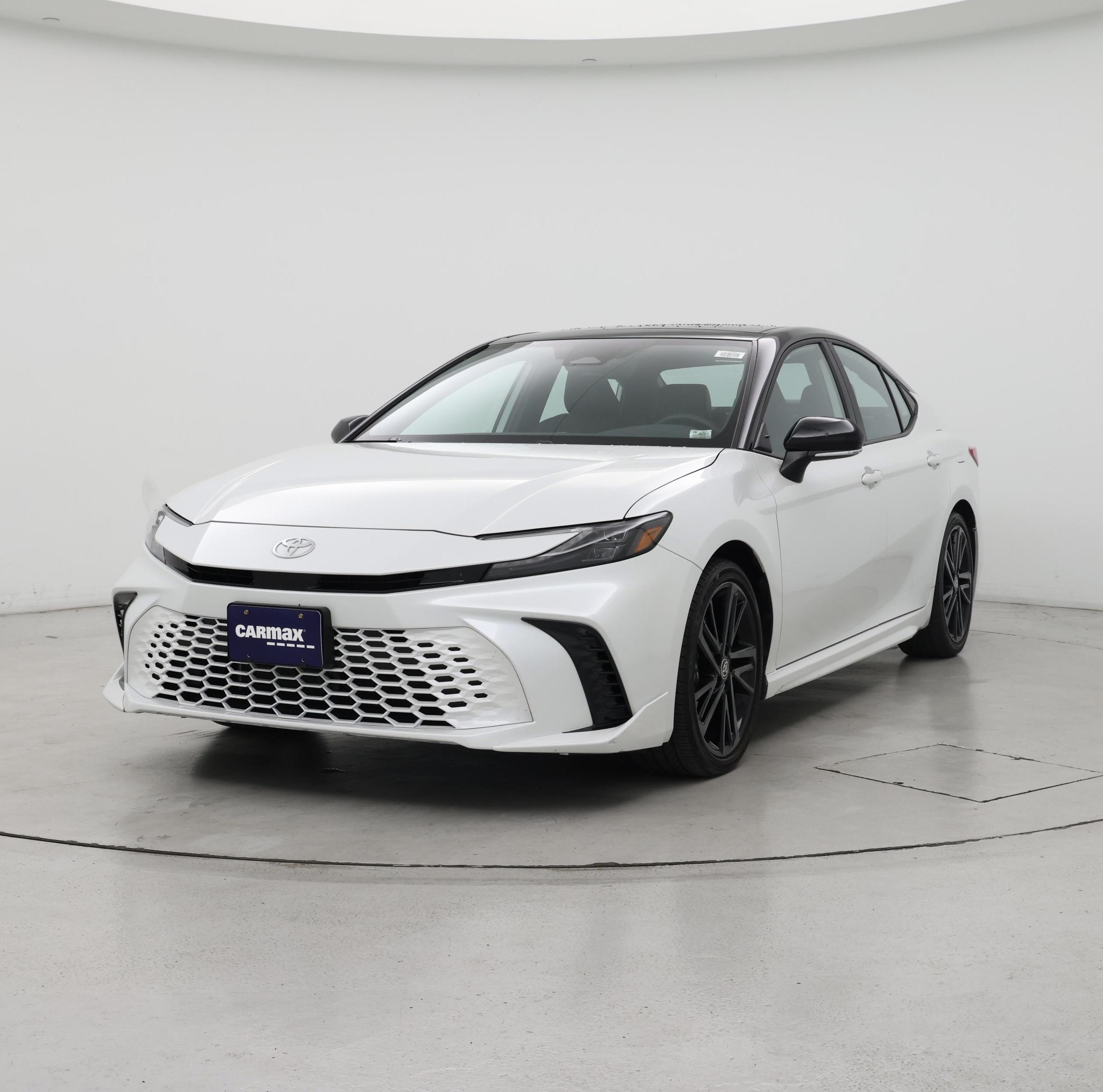 Thumbnail: 2025 Toyota Camry - 4