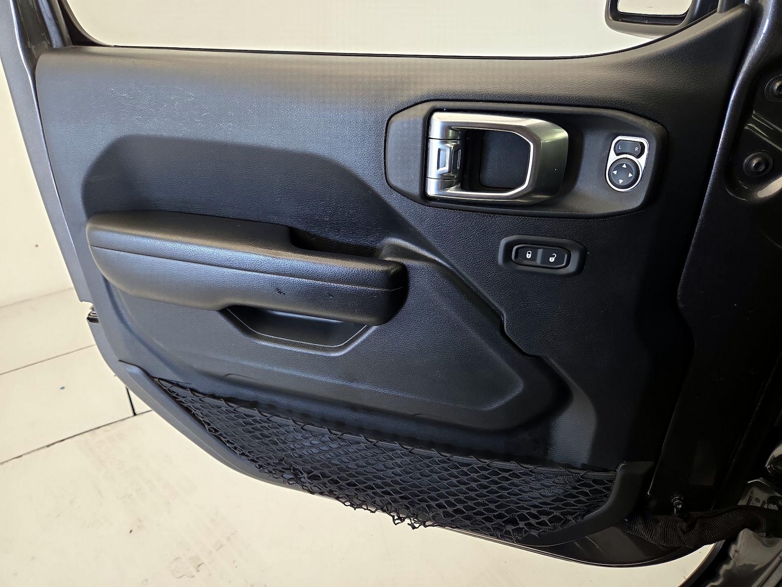 2021 Jeep Gladiator Sport S - Photo 13