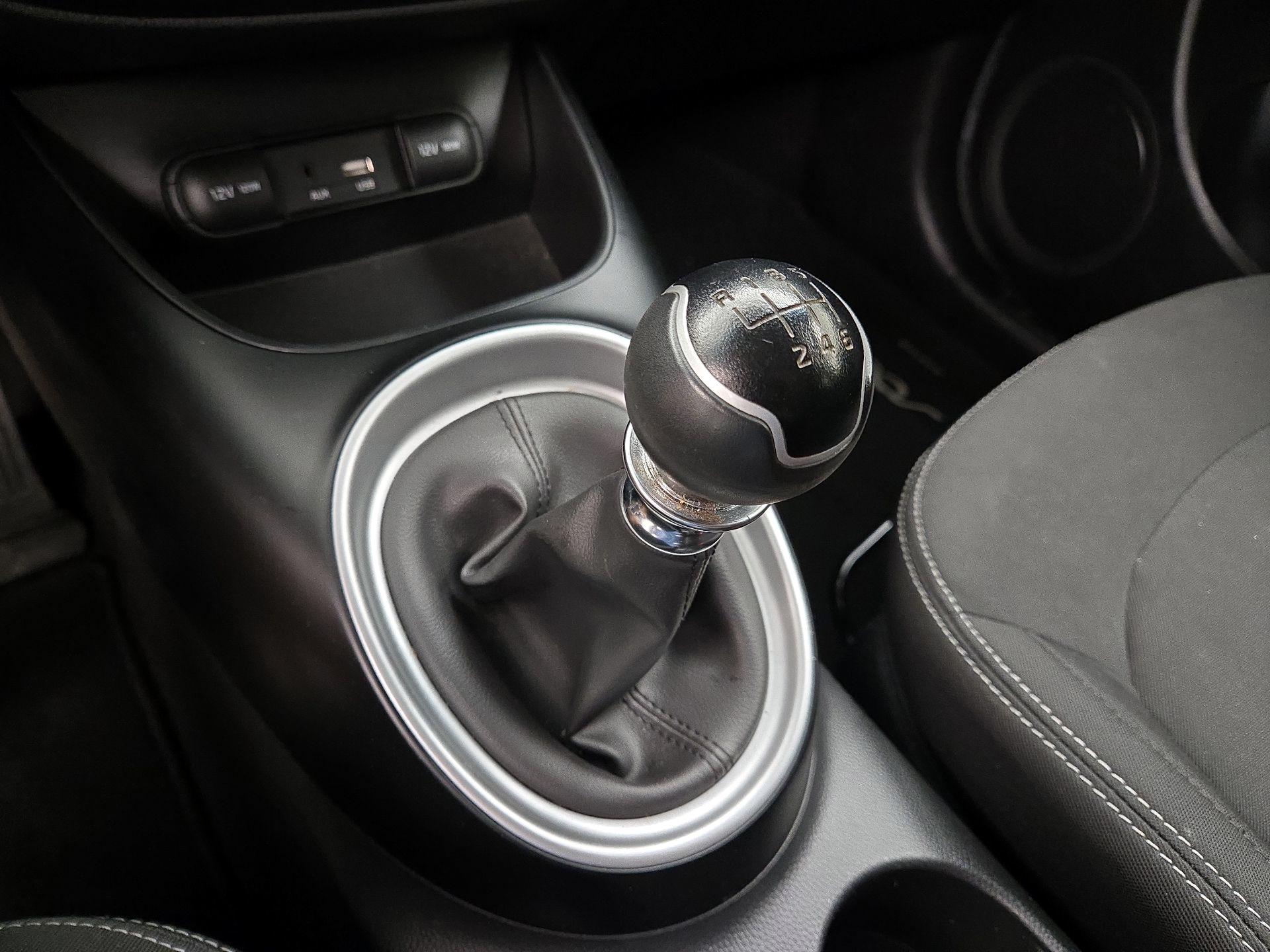 Thumbnail: 2019 Kia Soul - 17