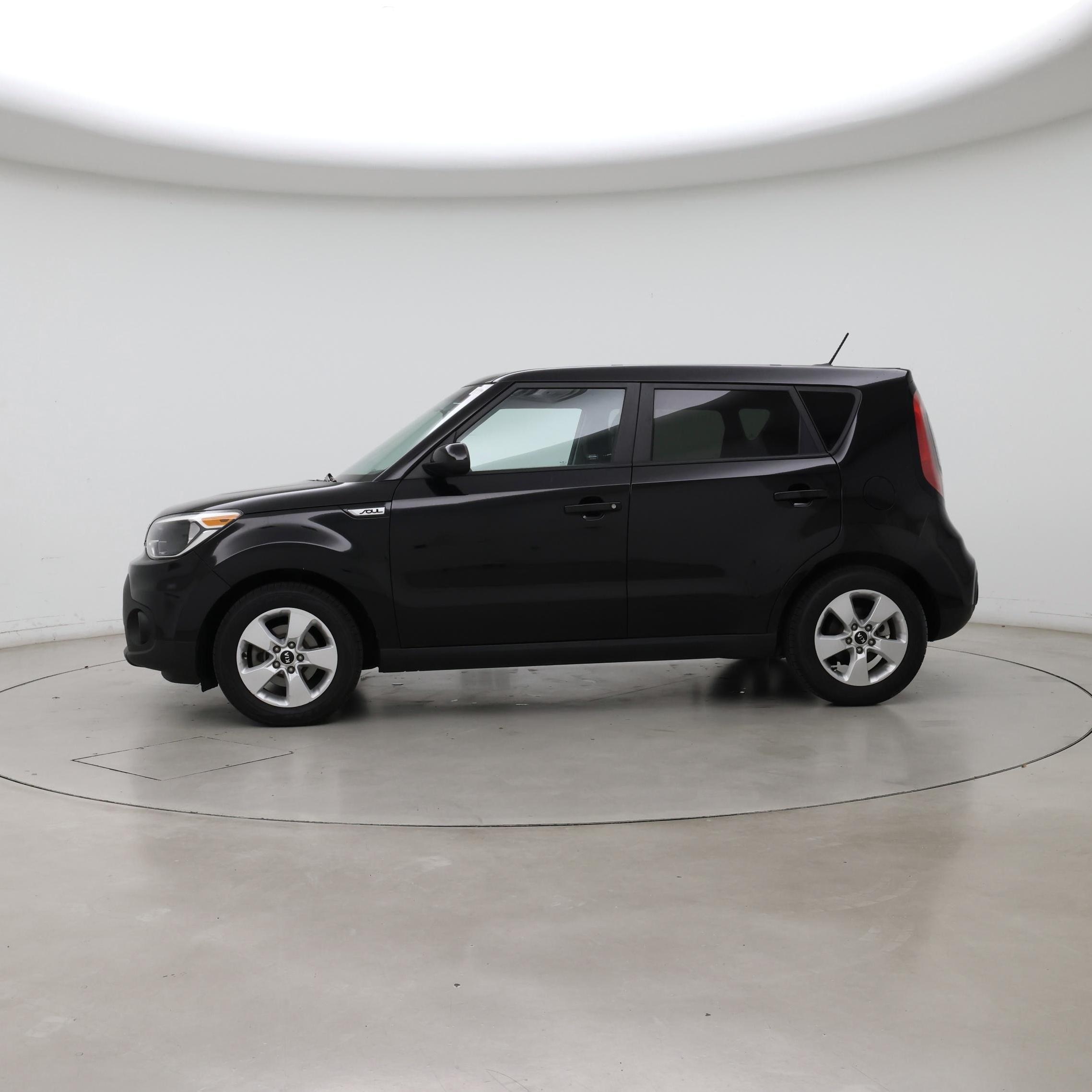 Thumbnail: 2019 Kia Soul - 3