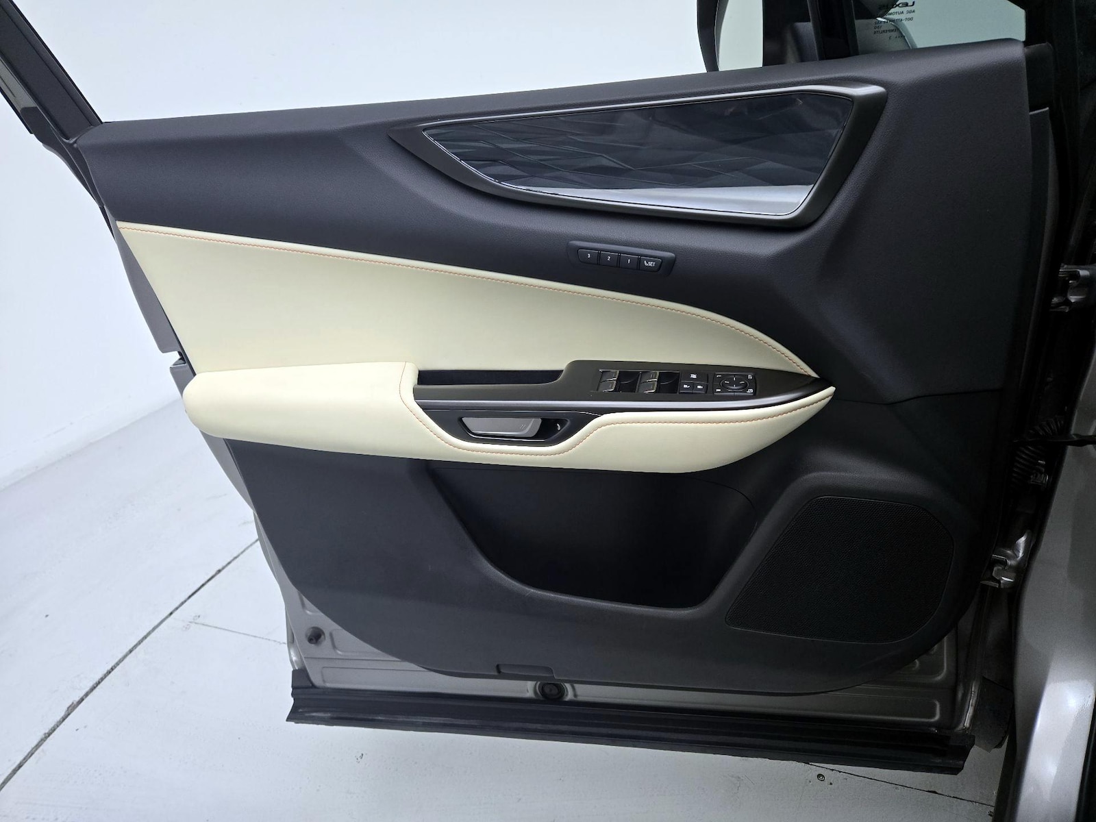 2024 Lexus NX 350 - Photo 11