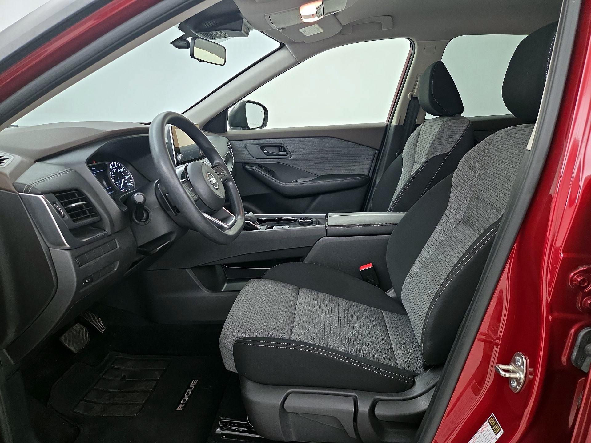 Thumbnail: 2021 Nissan Rogue - 11