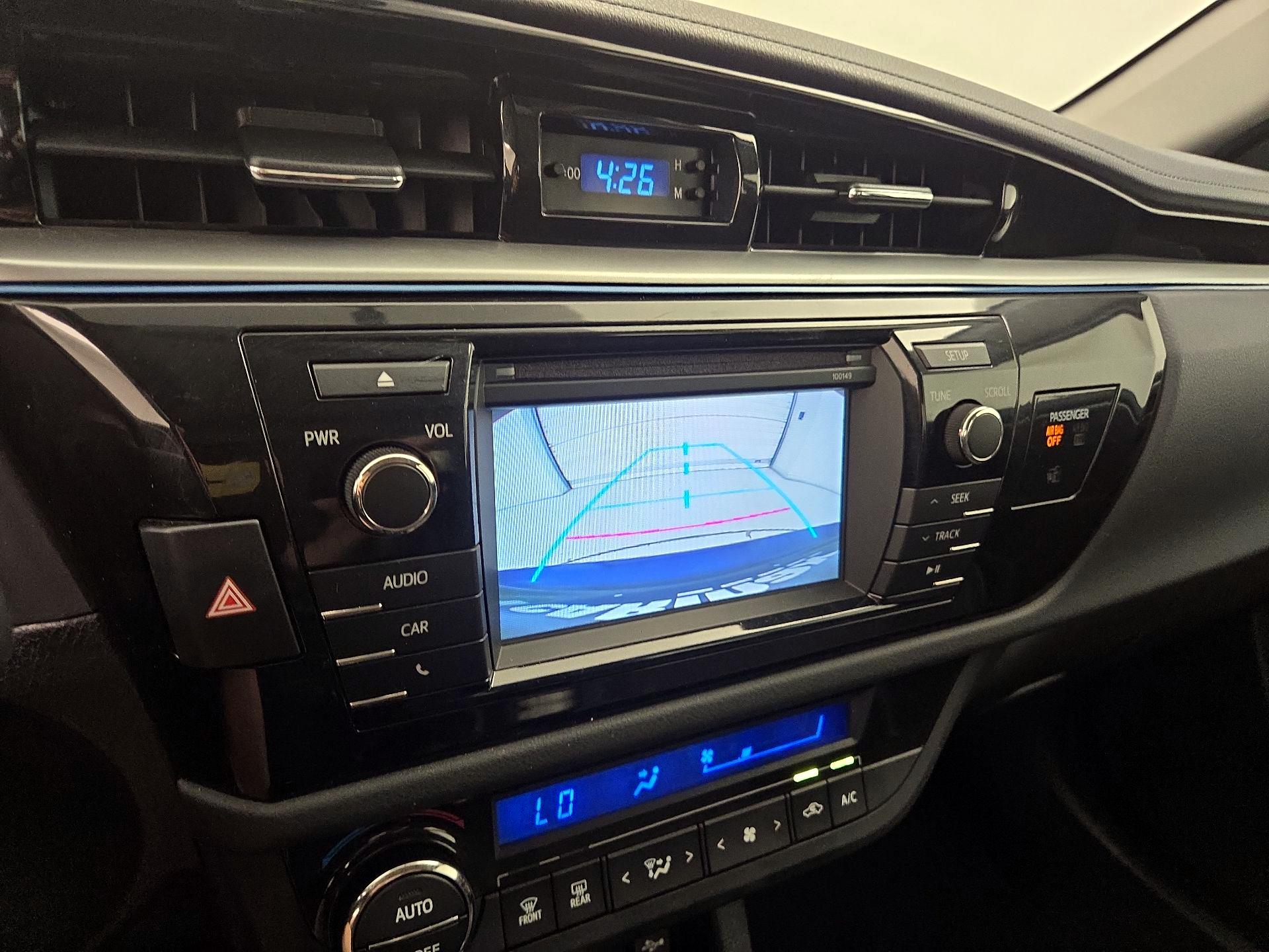 Thumbnail: 2015 Toyota Corolla - 14