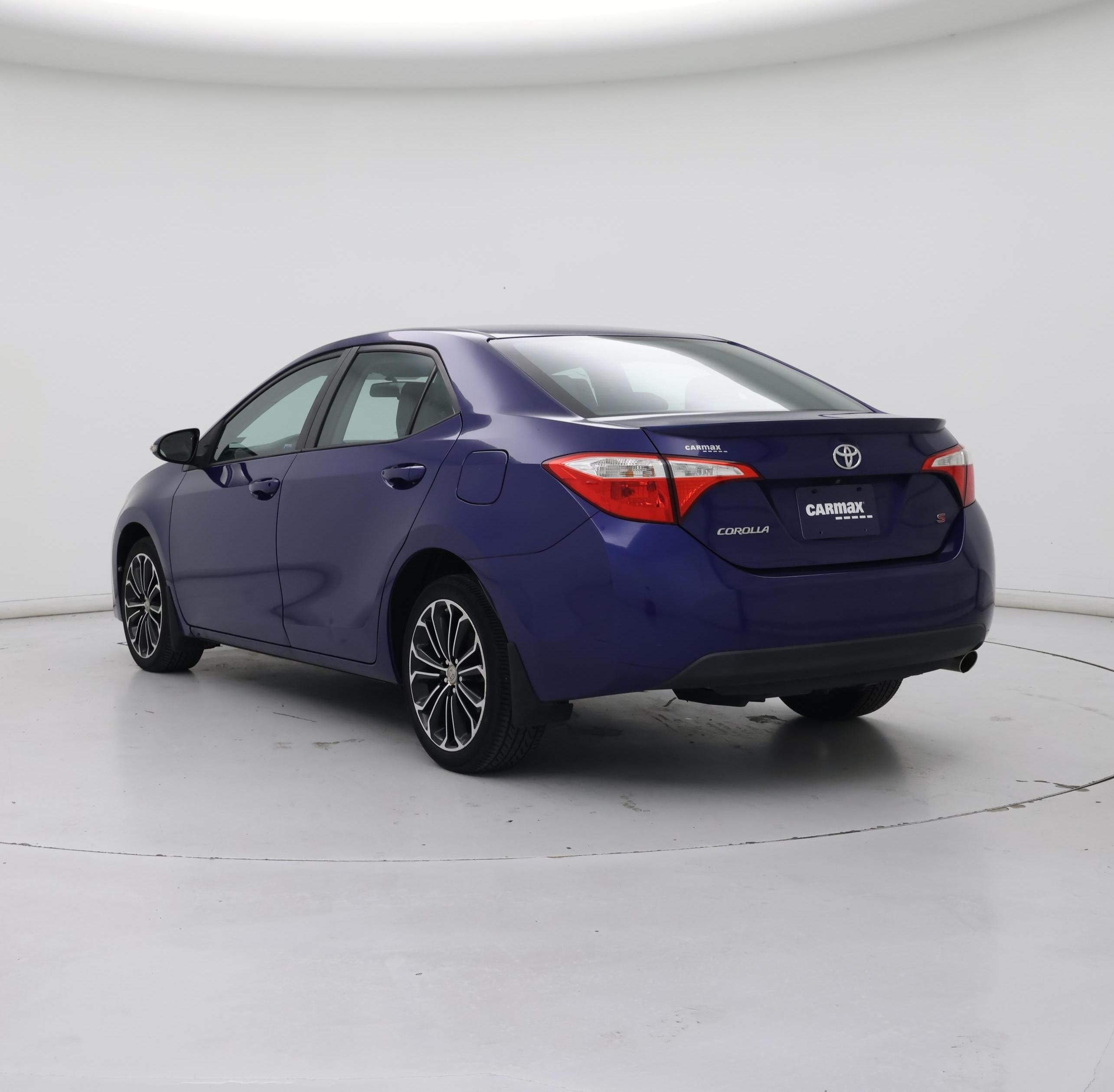 Thumbnail: 2015 Toyota Corolla - 2