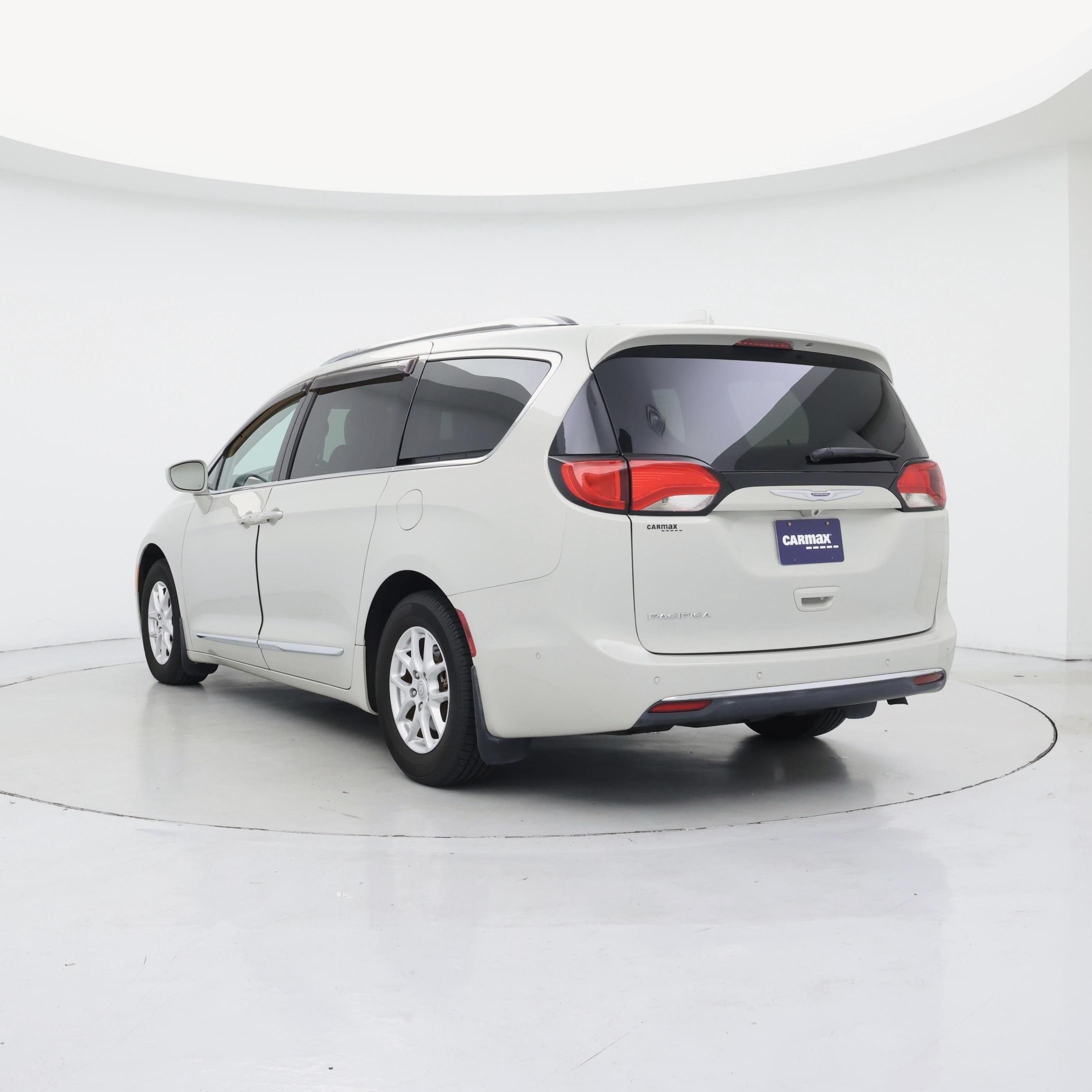 Thumbnail: 2020 Chrysler Pacifica - 2
