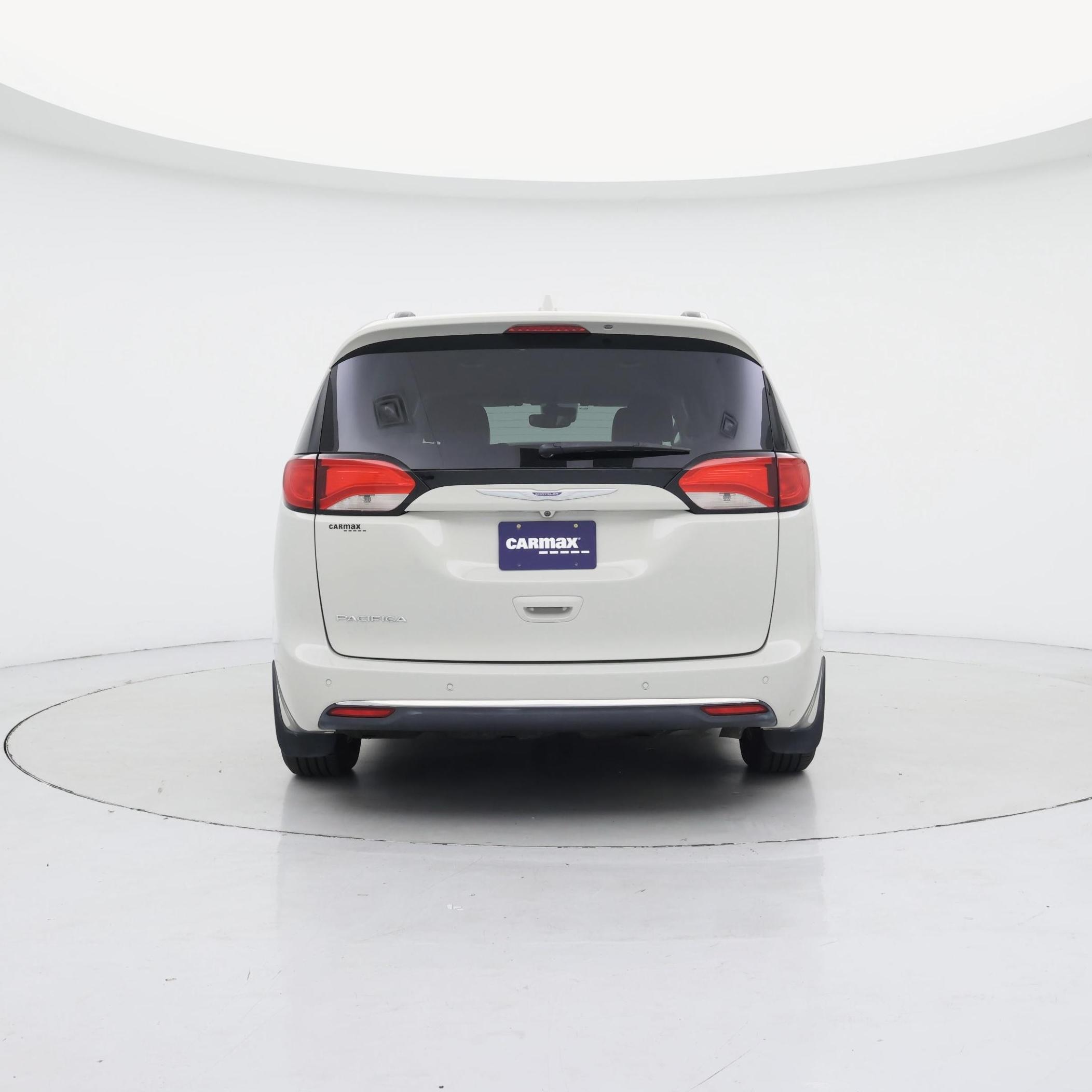 Thumbnail: 2020 Chrysler Pacifica - 6