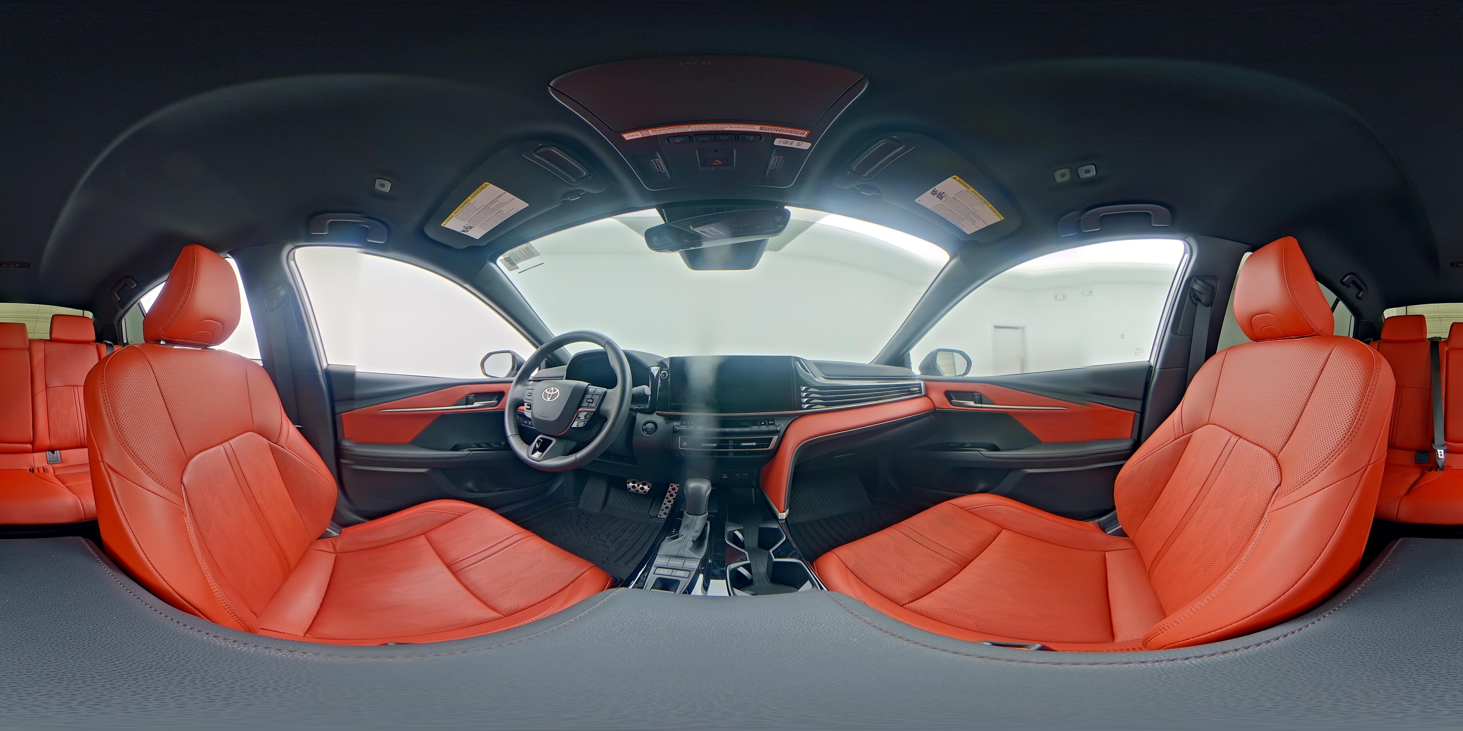 2025 Toyota Camry XSE - Photo 24