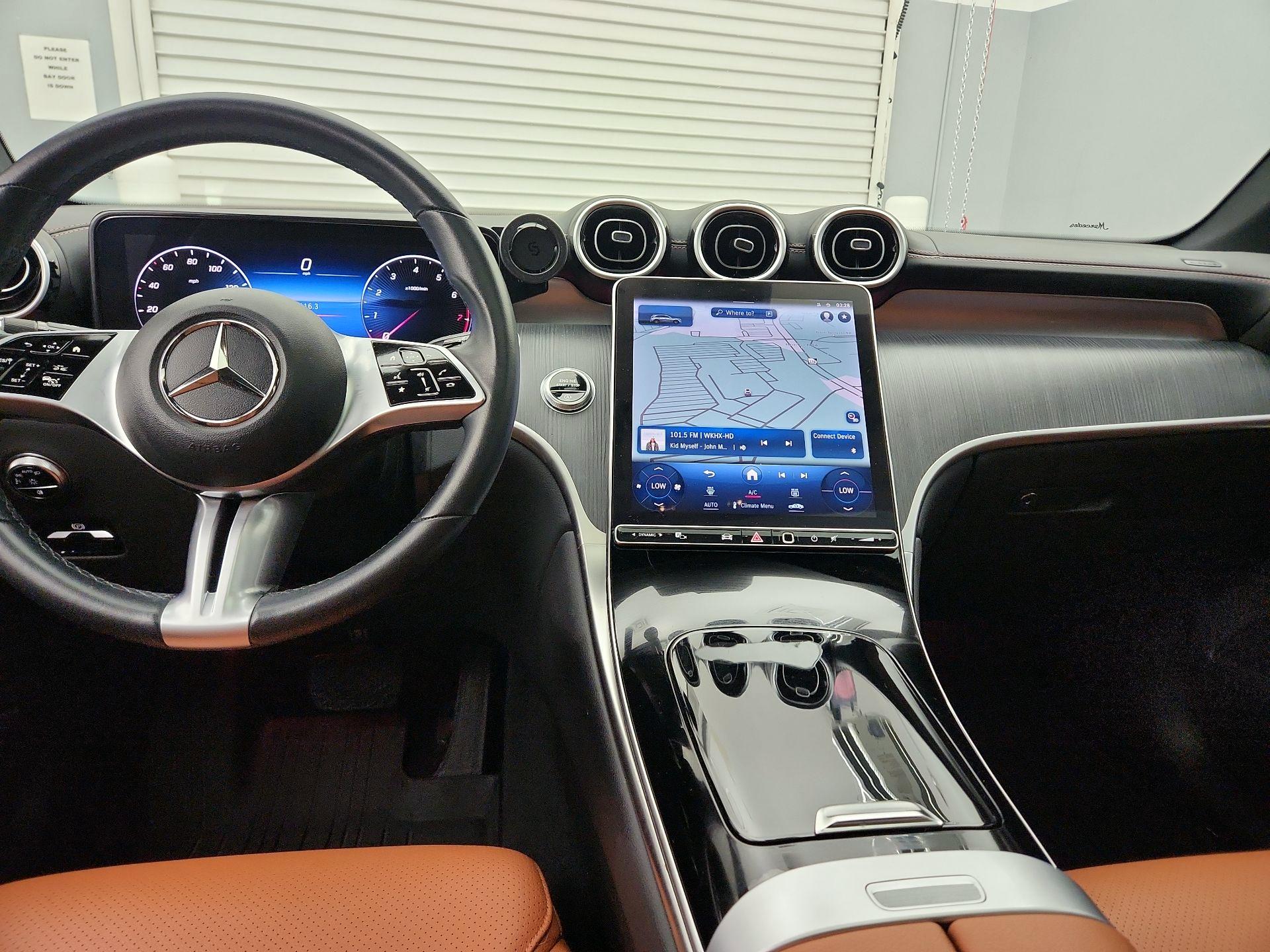 Thumbnail: 2024 Mercedes-Benz GLC - 9