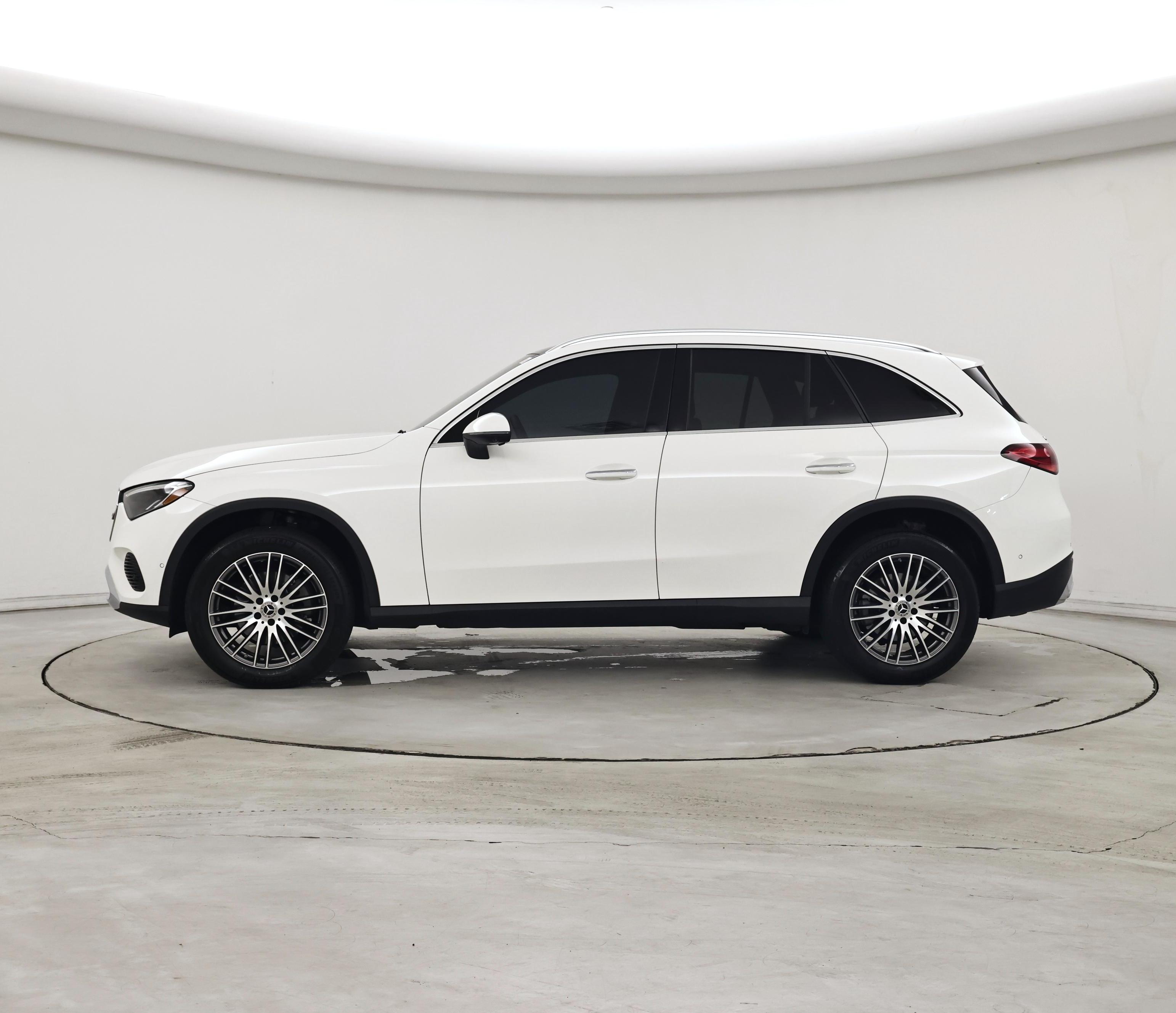 Thumbnail: 2024 Mercedes-Benz GLC - 3