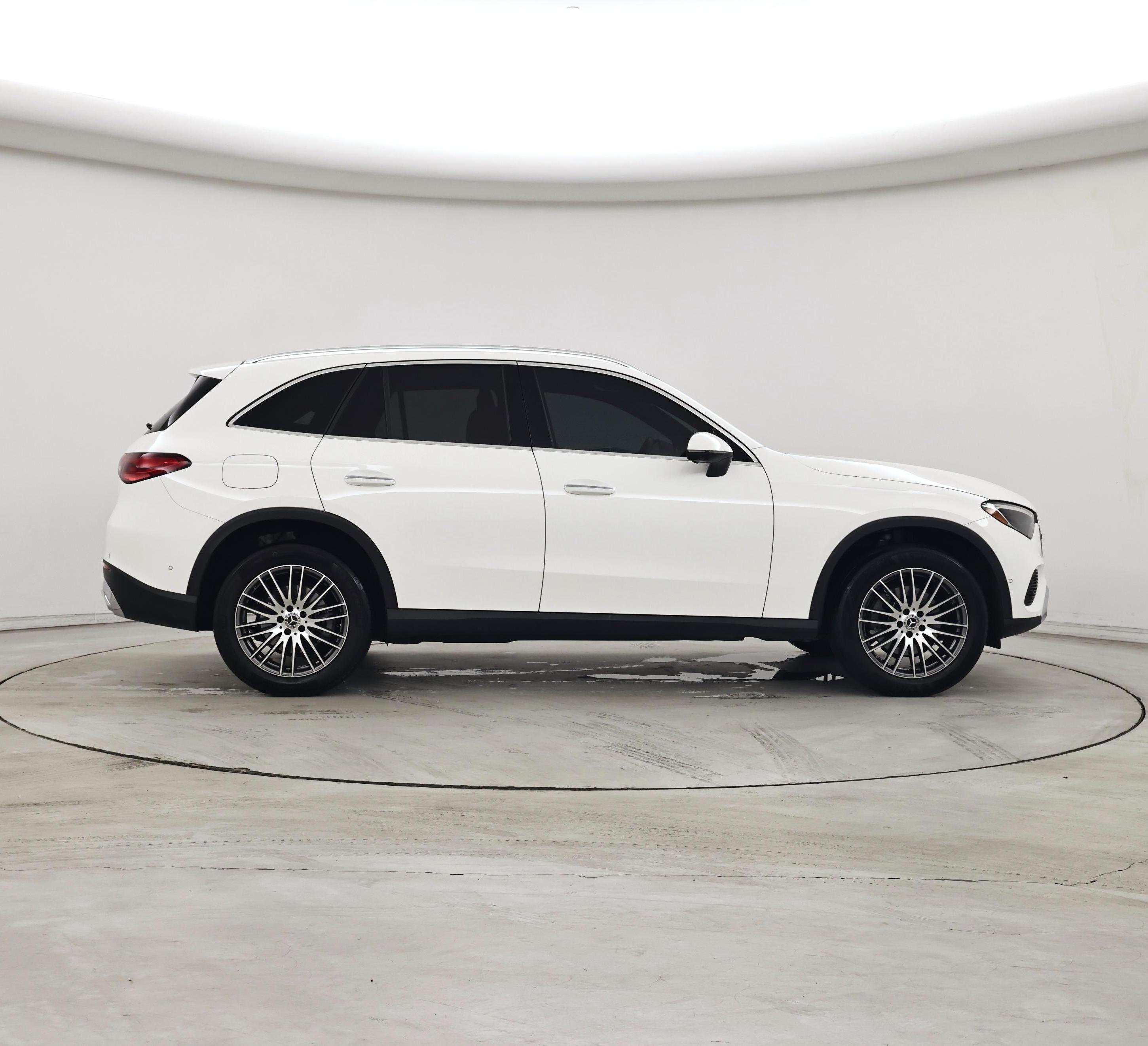 Thumbnail: 2024 Mercedes-Benz GLC - 7