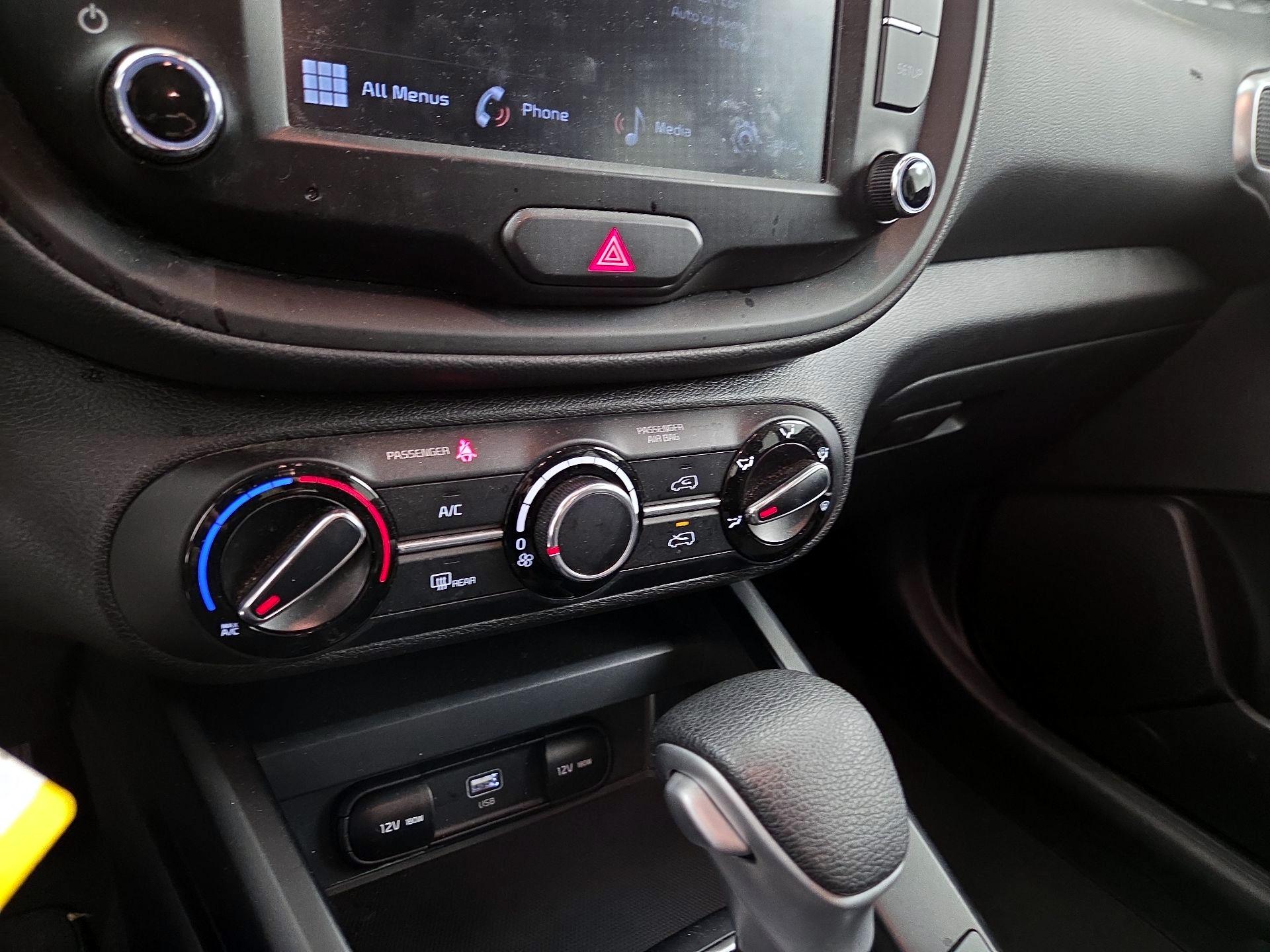 Thumbnail: 2023 Kia Soul - 16