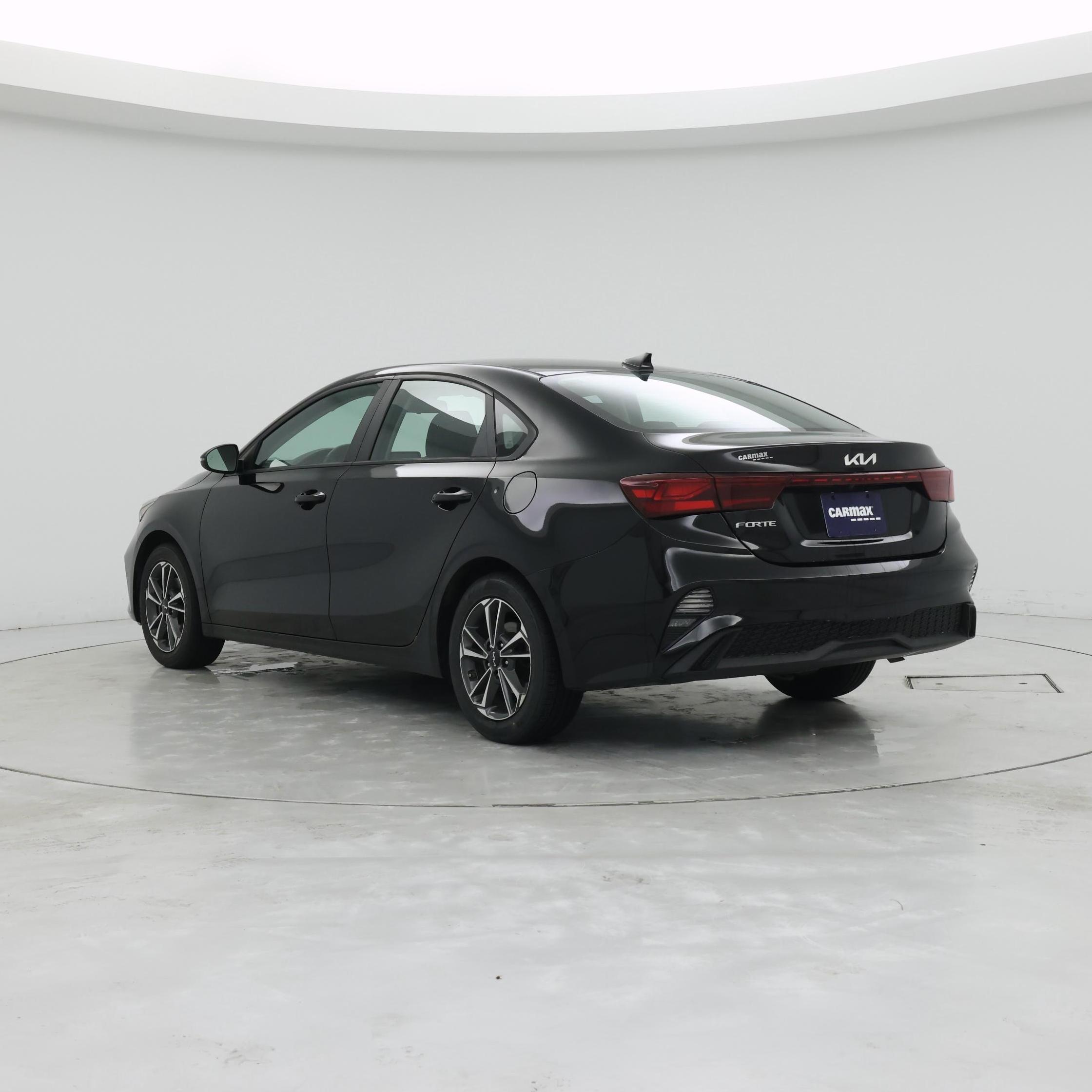 Thumbnail: 2023 Kia Forte - 2
