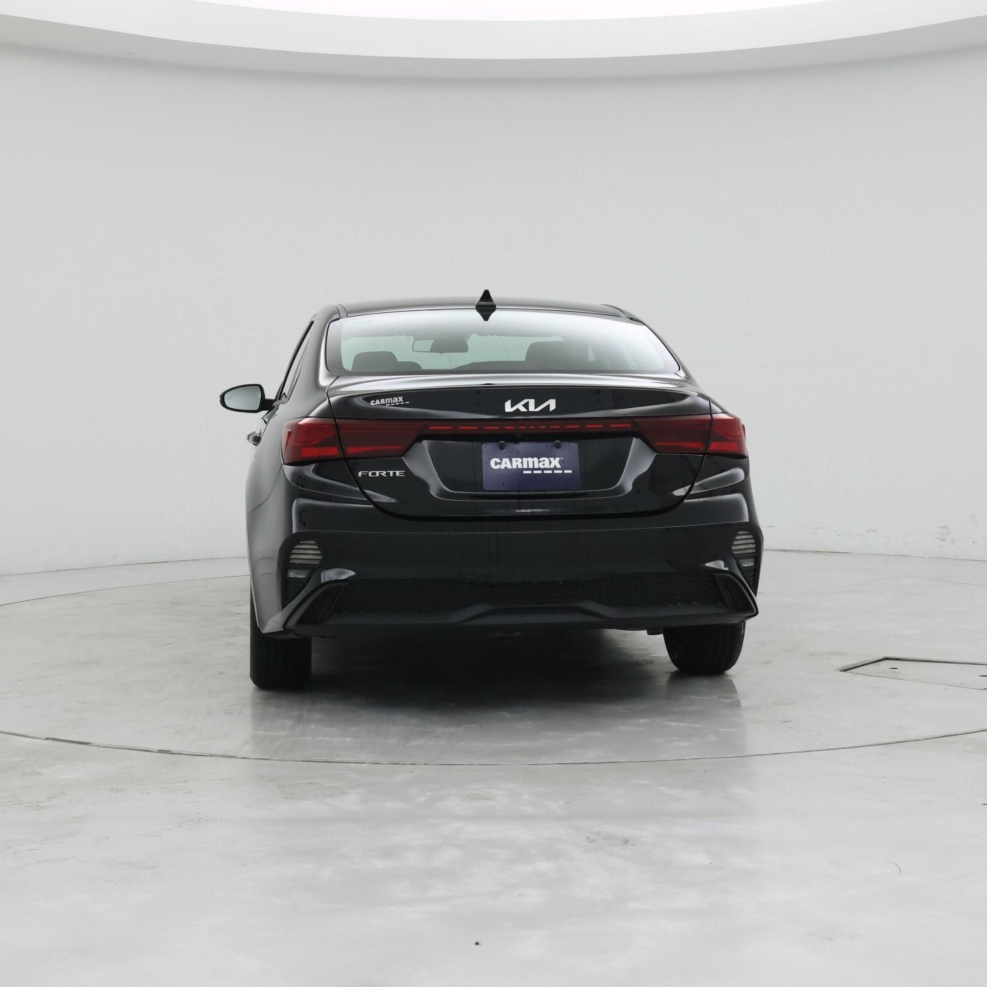 Thumbnail: 2023 Kia Forte - 6