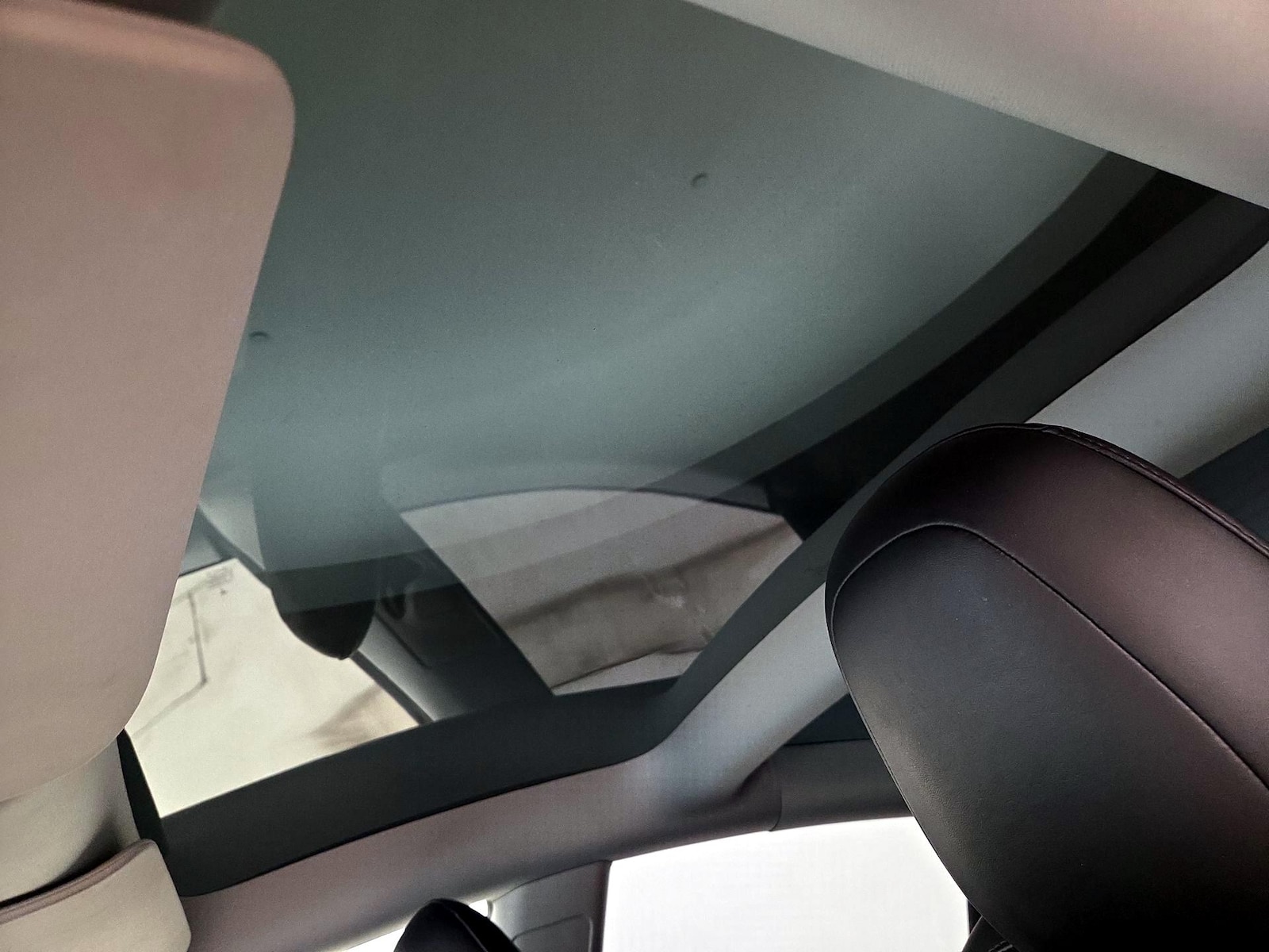Skylight(s) & Overhead Airbags