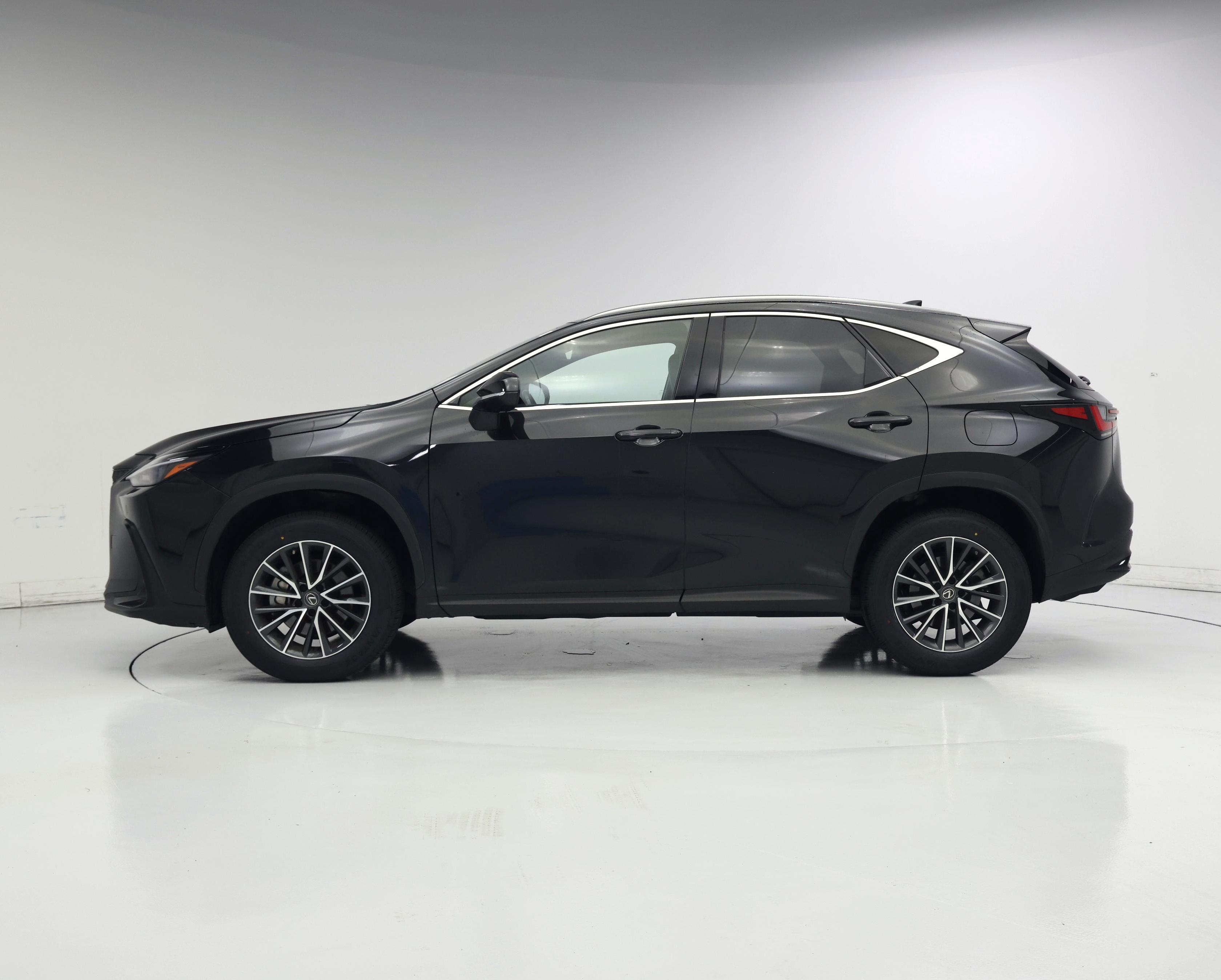 Thumbnail: 2022 Lexus NX - 3