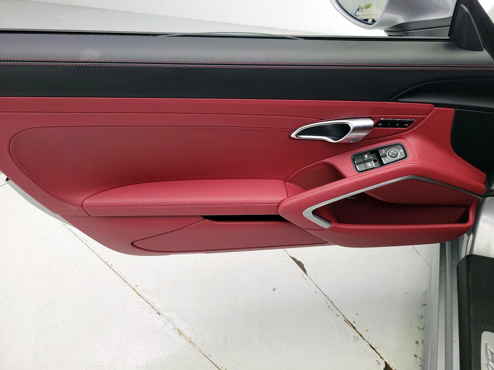 Thumbnail: 2025 Porsche 718 Boxster - 12