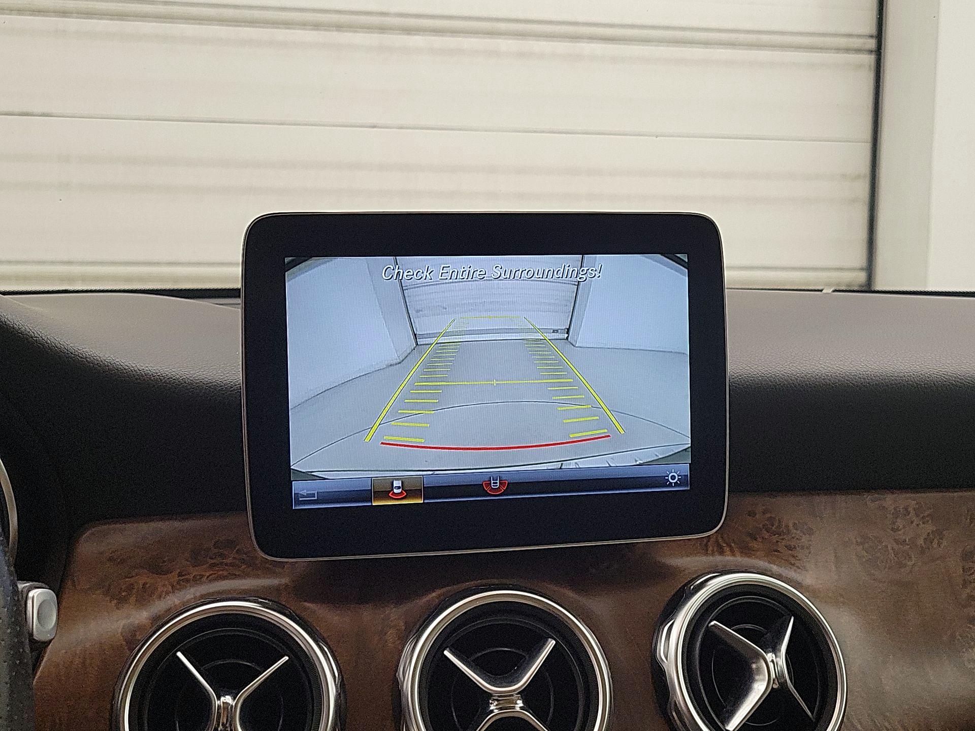 Thumbnail: 2018 Mercedes-Benz GLA - 14