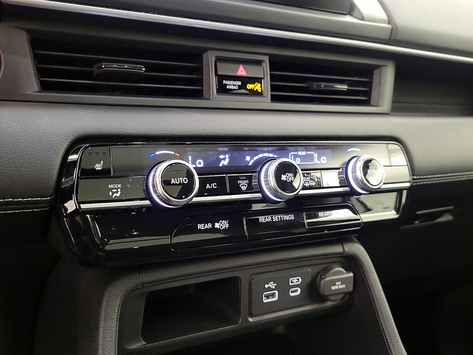 2025 Honda Pilot Touring - Photo 18