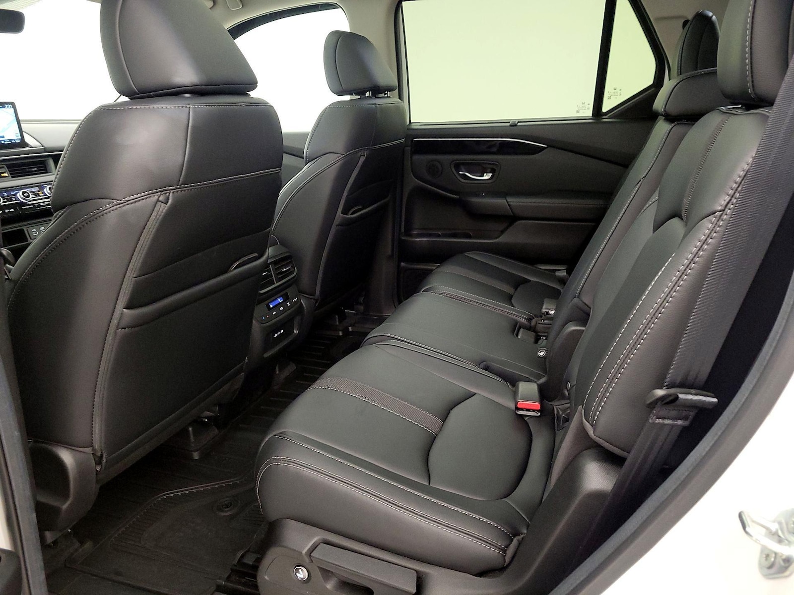 2025 Honda Pilot Touring - Photo 22