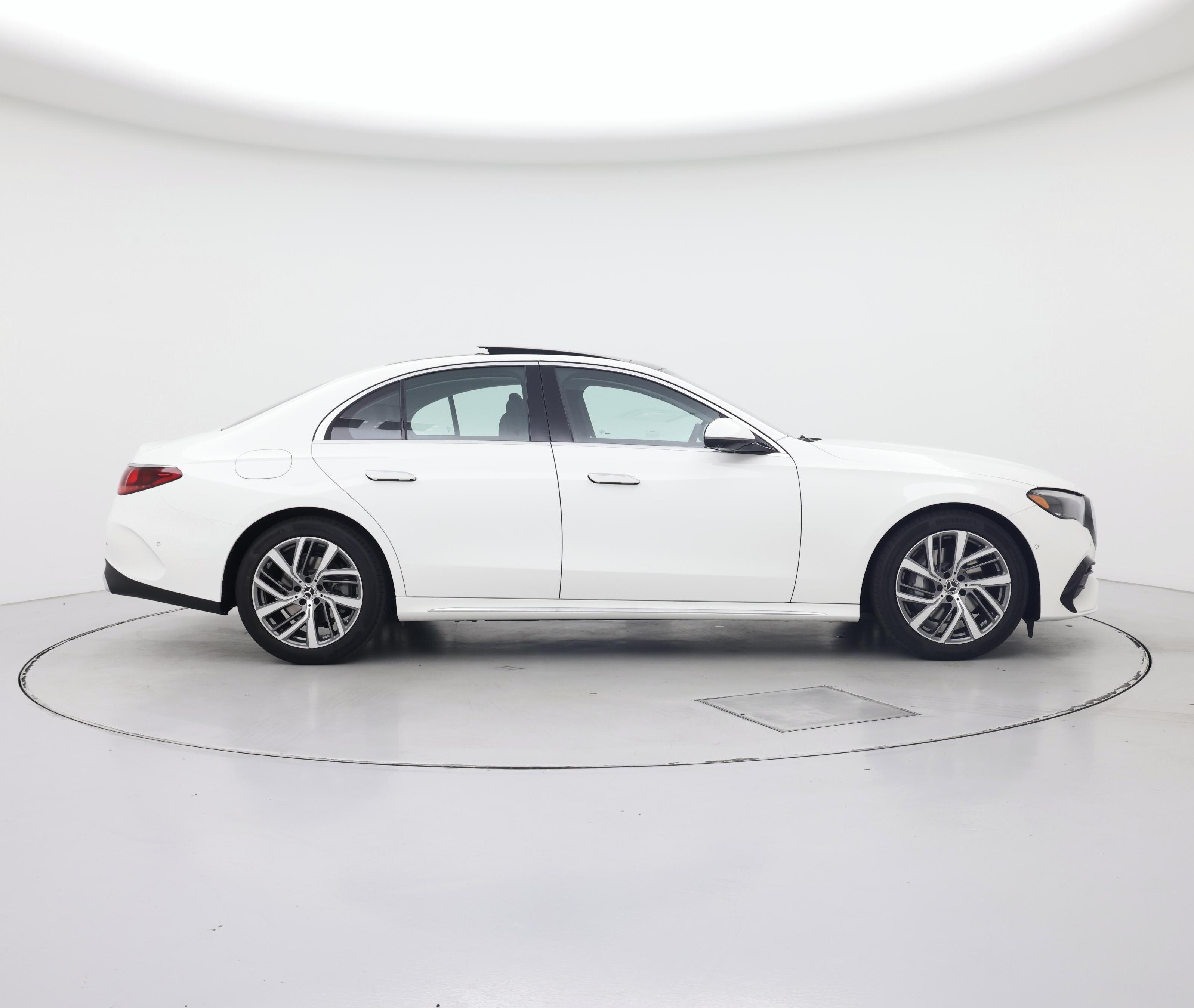 Thumbnail: 2026 Mercedes-Benz E-Class - 7