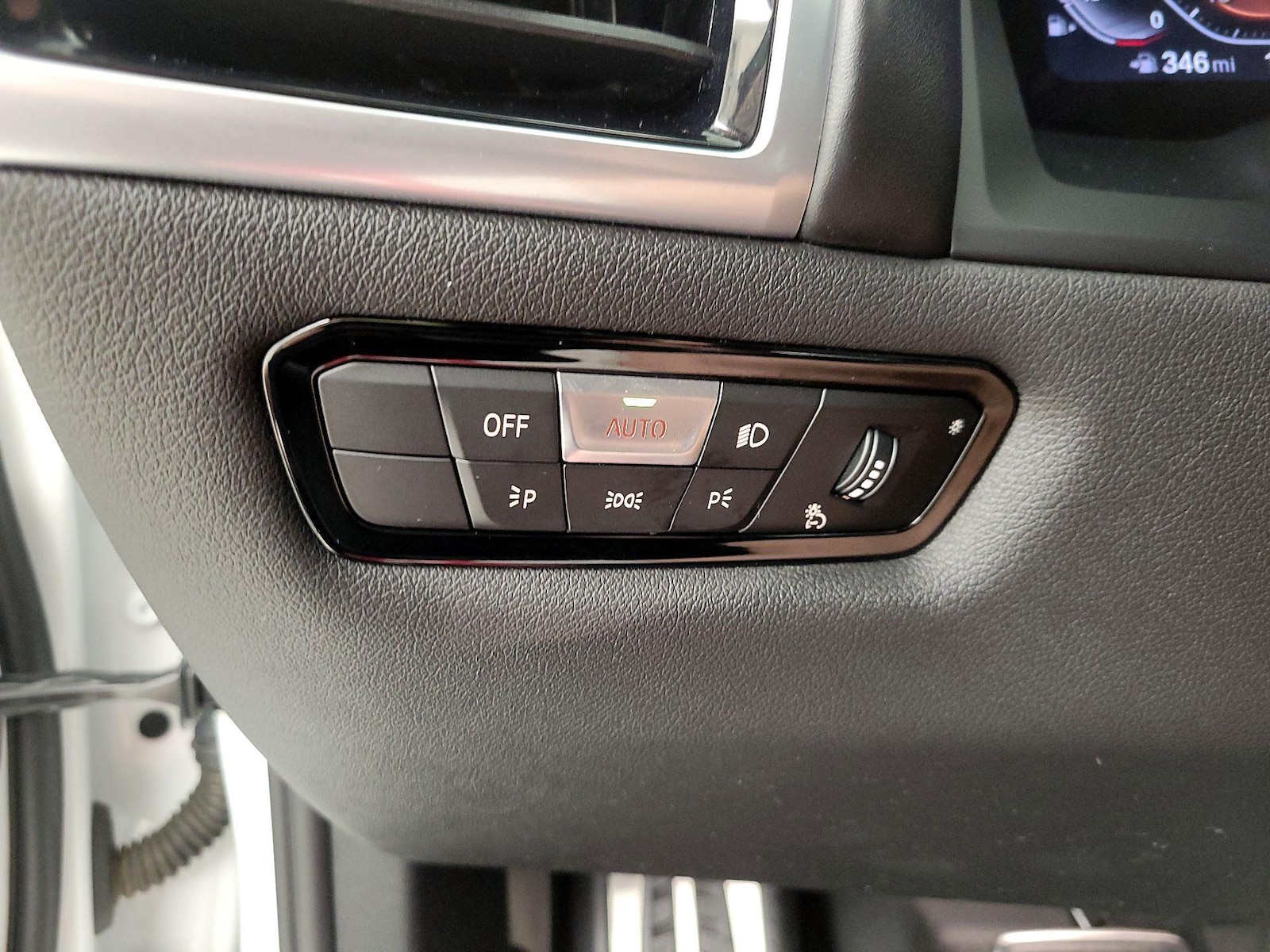 2023 BMW 8 Series 840i - Photo 14
