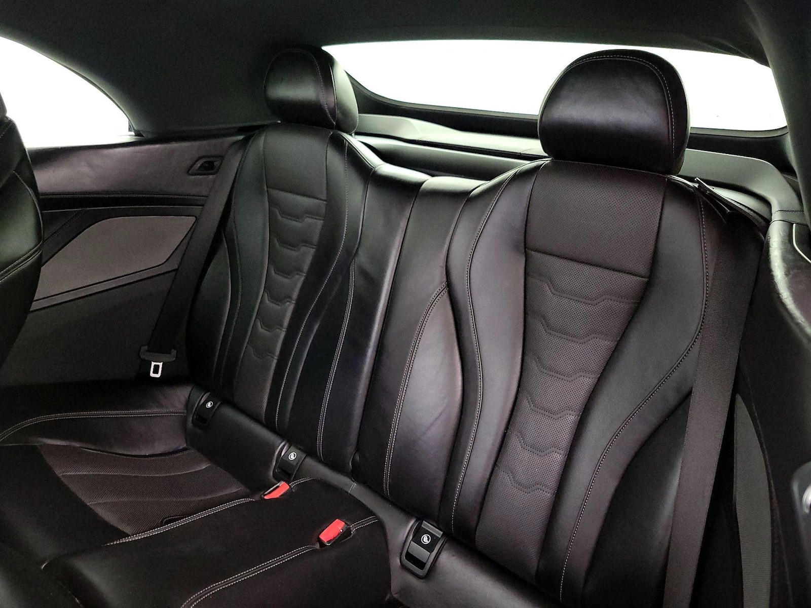 2023 BMW 8 Series 840i - Photo 21