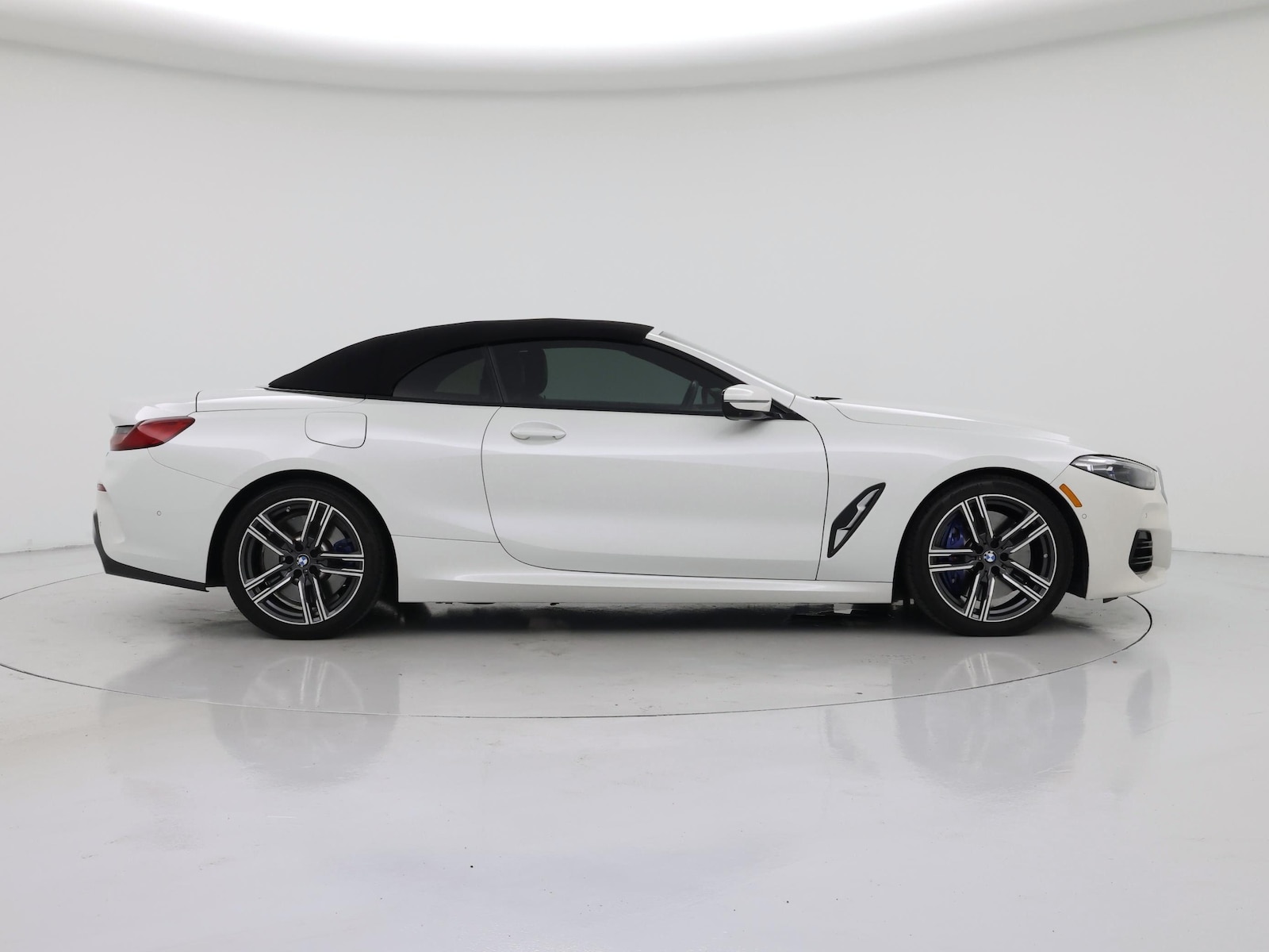 2023 BMW 8 Series 840i - Photo 8